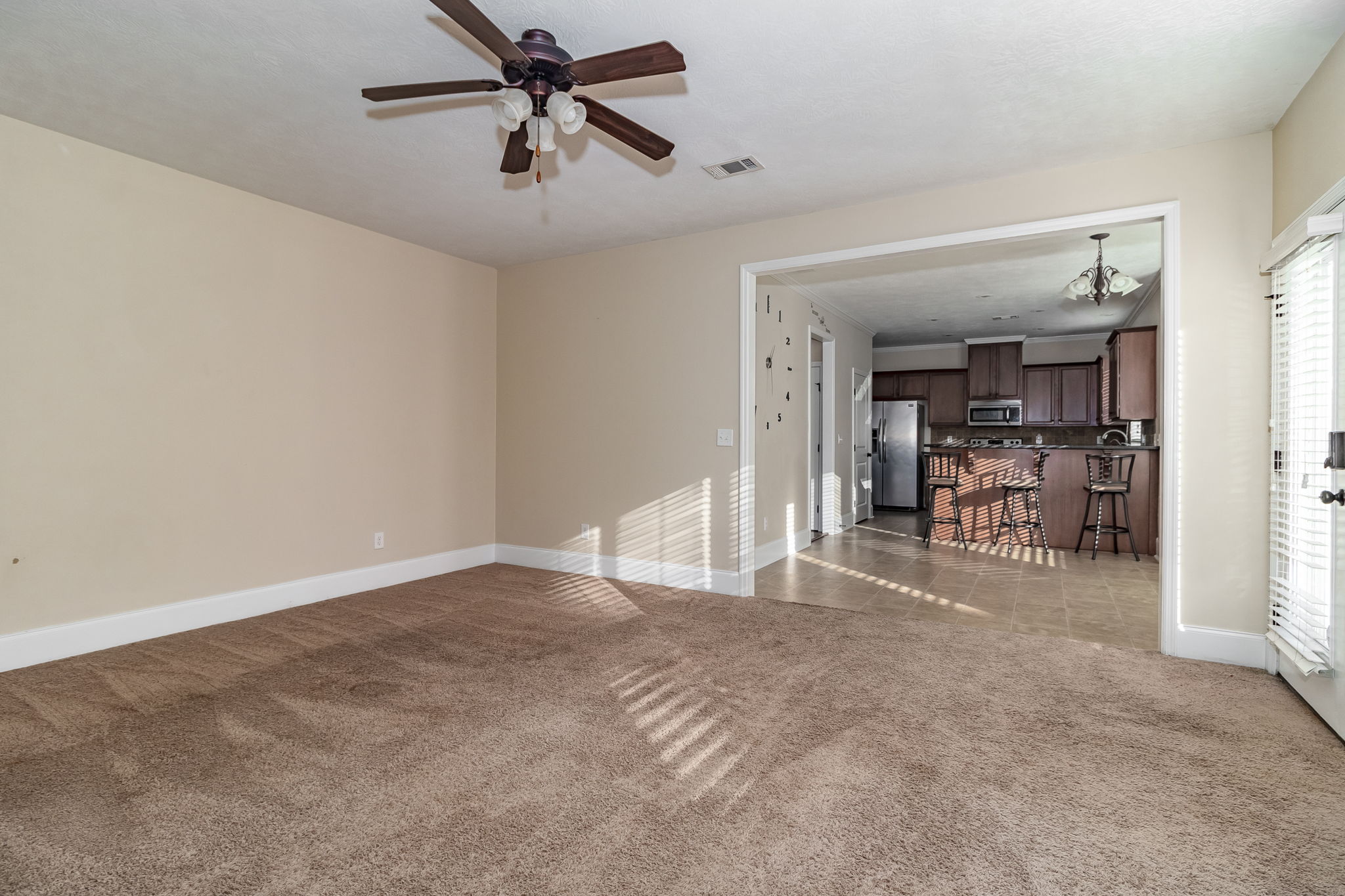 Living Room/Kitchen