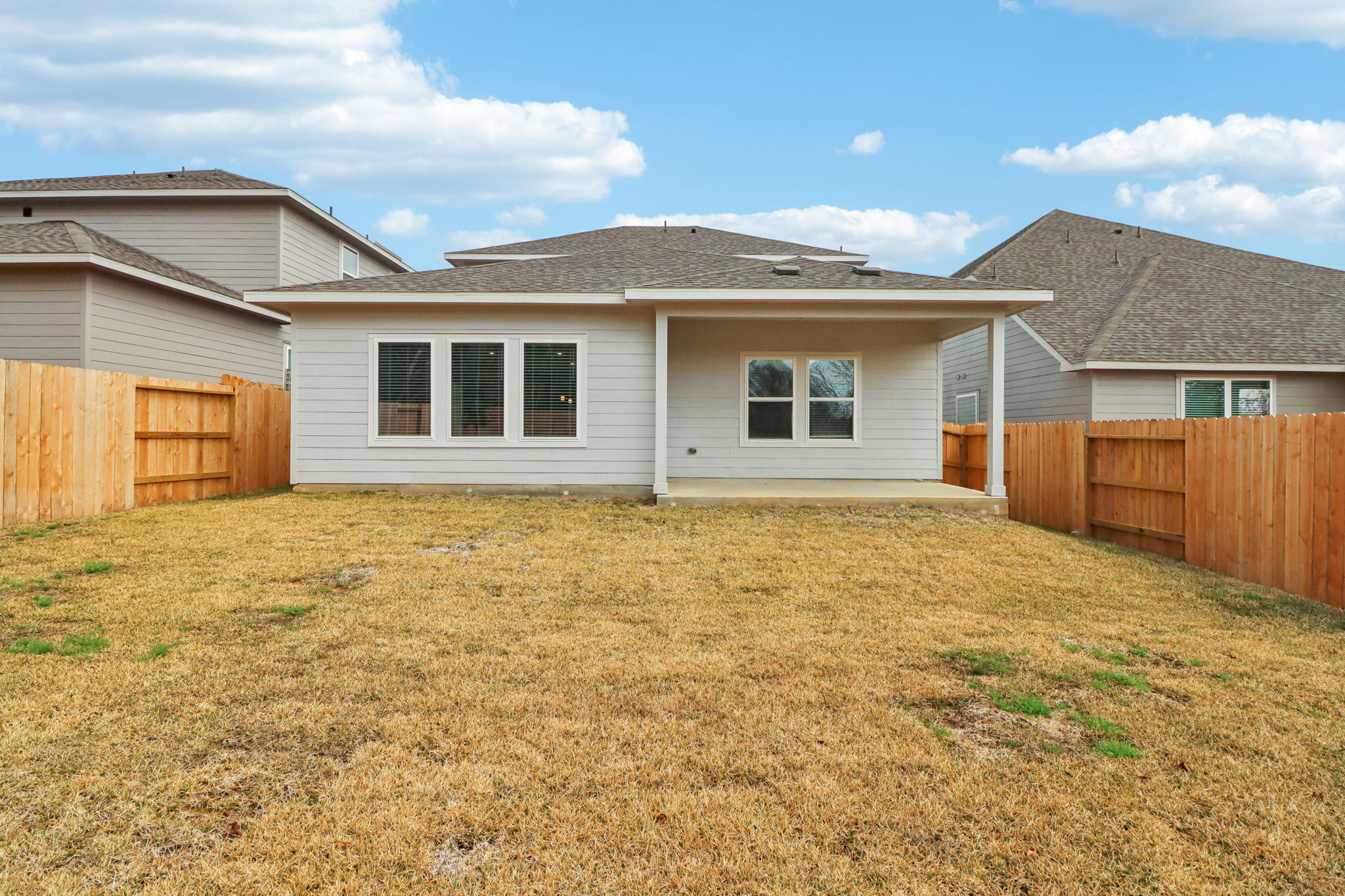 Houston - Pine Lake Cove - 18067 Martin Pines Dr, Conroe, TX 77356 - 036