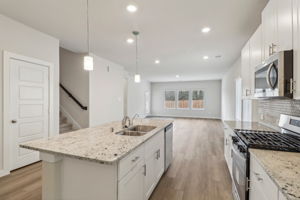 Houston - Pine Lake Cove - 18067 Martin Pines Dr, Conroe, TX 77356 - 011