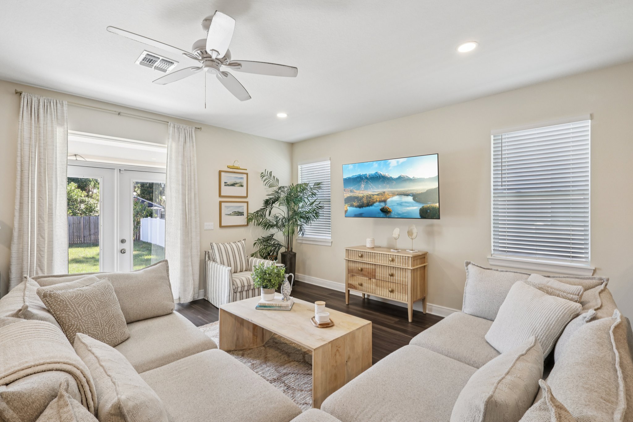 E Powhatan Ave-S2312-007.jpg