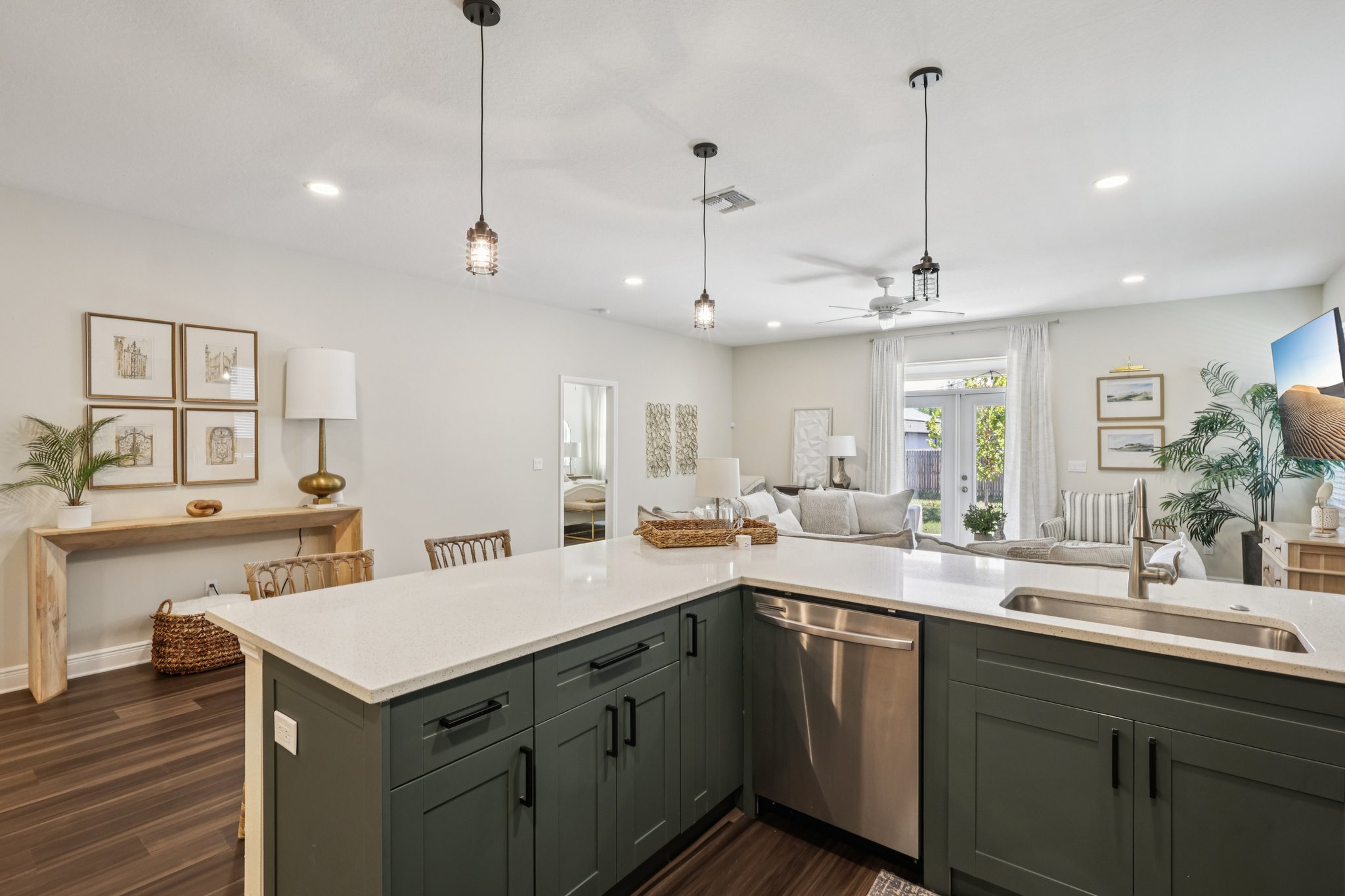 E Powhatan Ave-S2312-016.jpg