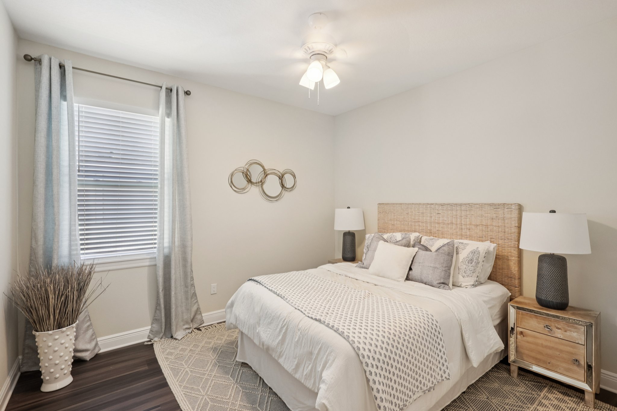 E Powhatan Ave-S2312-022.jpg