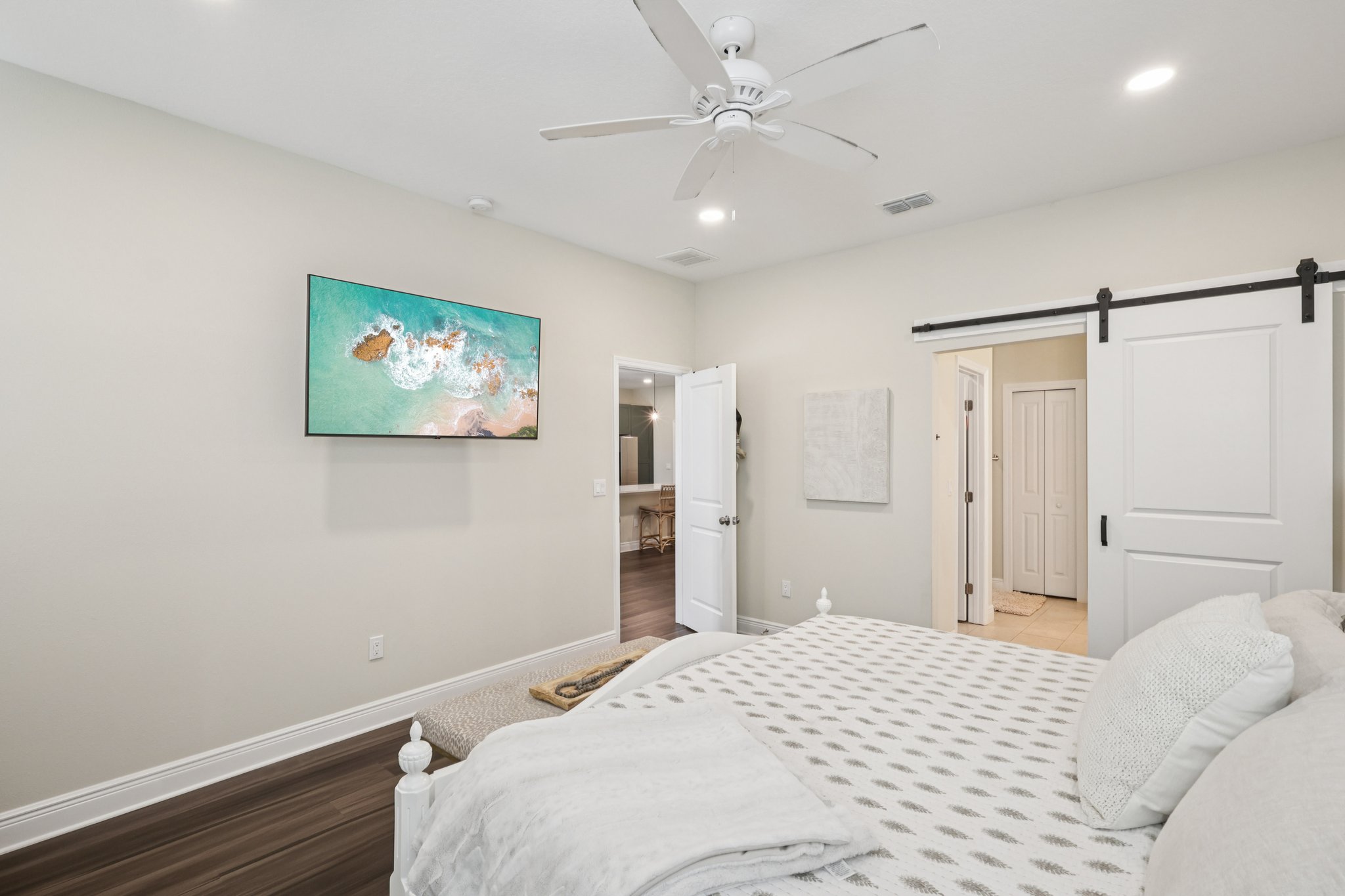 E Powhatan Ave-S2312-027.jpg