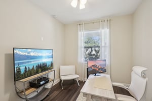 E Powhatan Ave-S2312-020.jpg