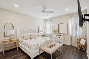 E Powhatan Ave-S2312-025.jpg