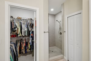 E Powhatan Ave-S2312-030.jpg