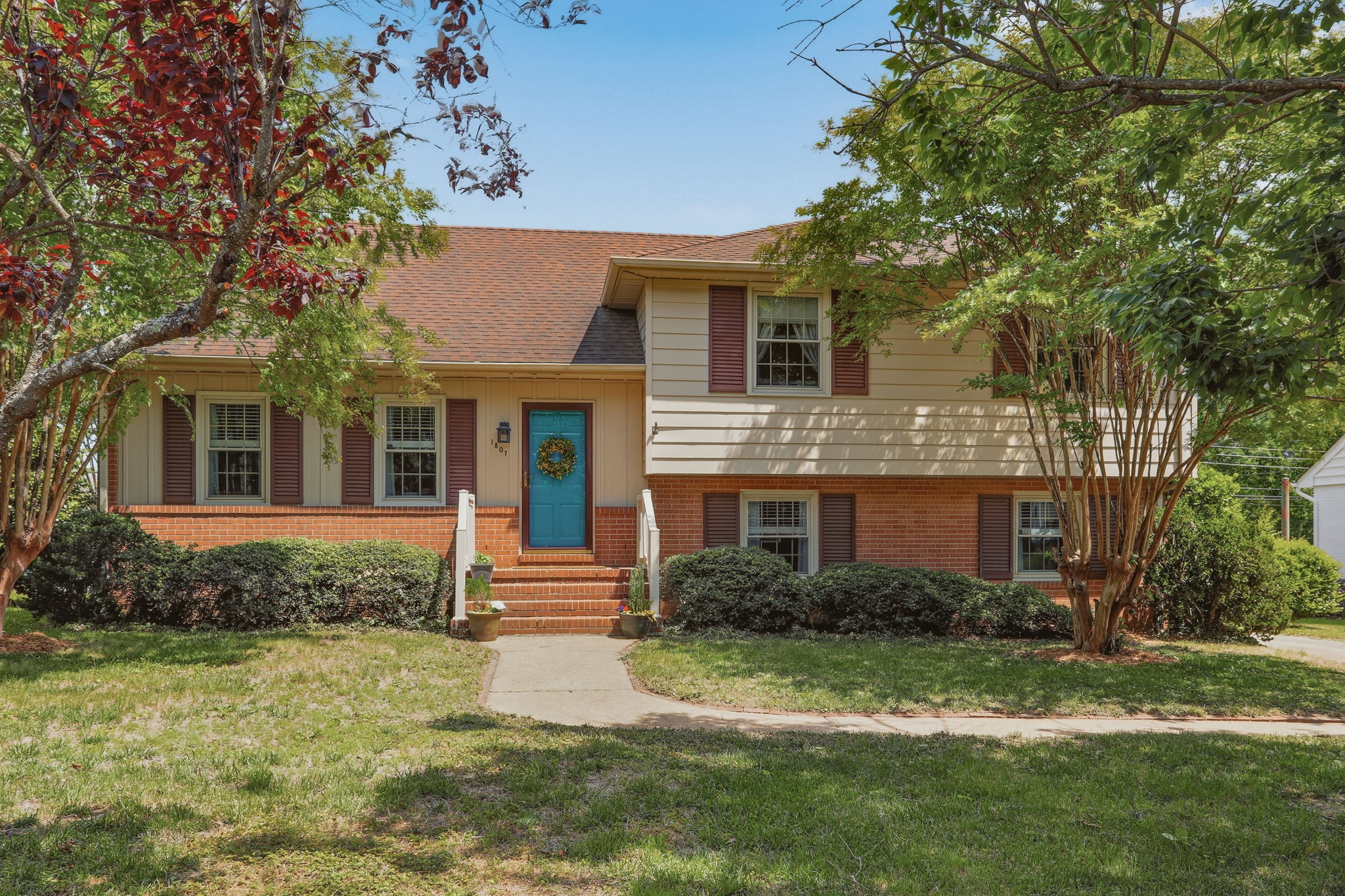 02-Exterior Front