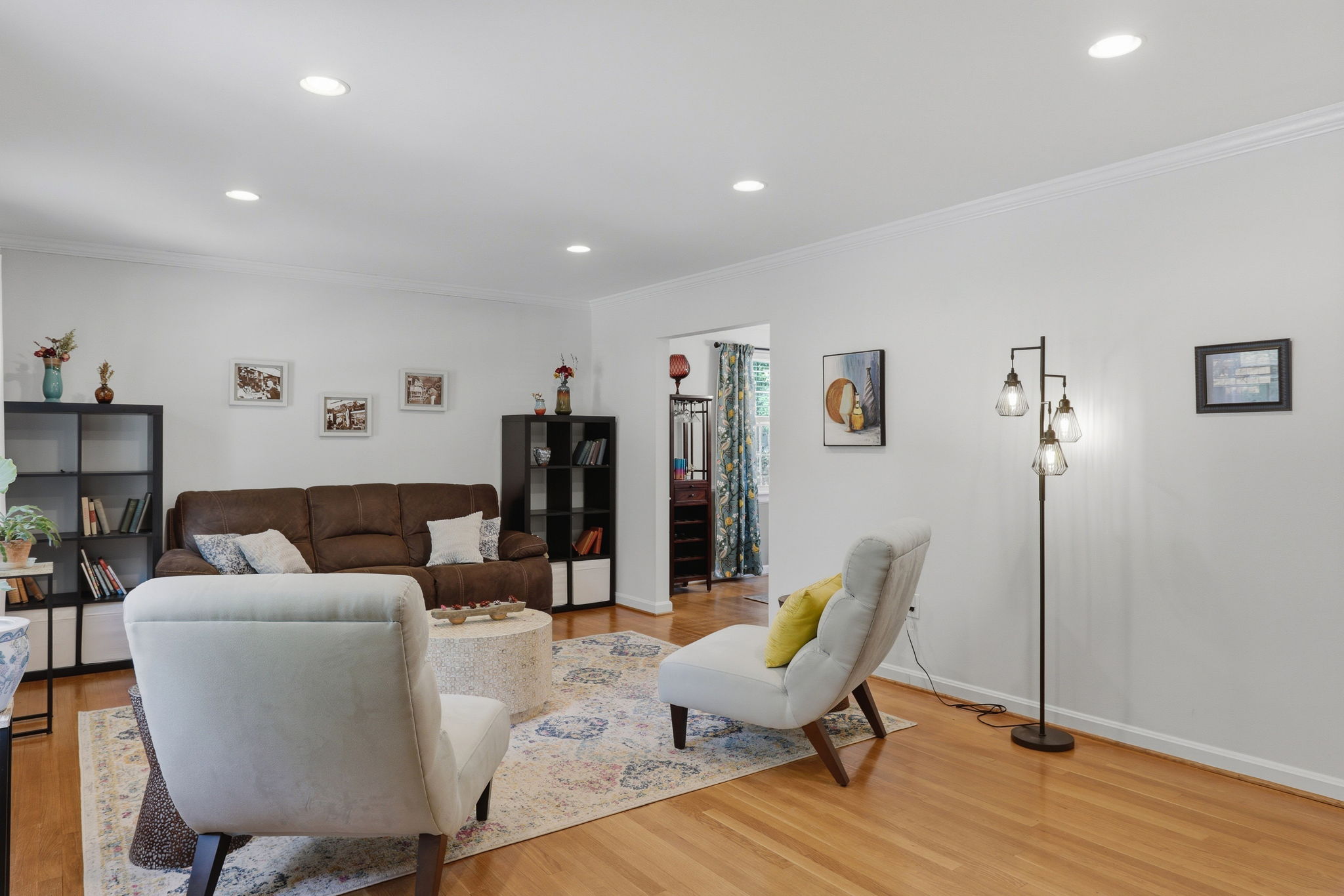 07-Living Room