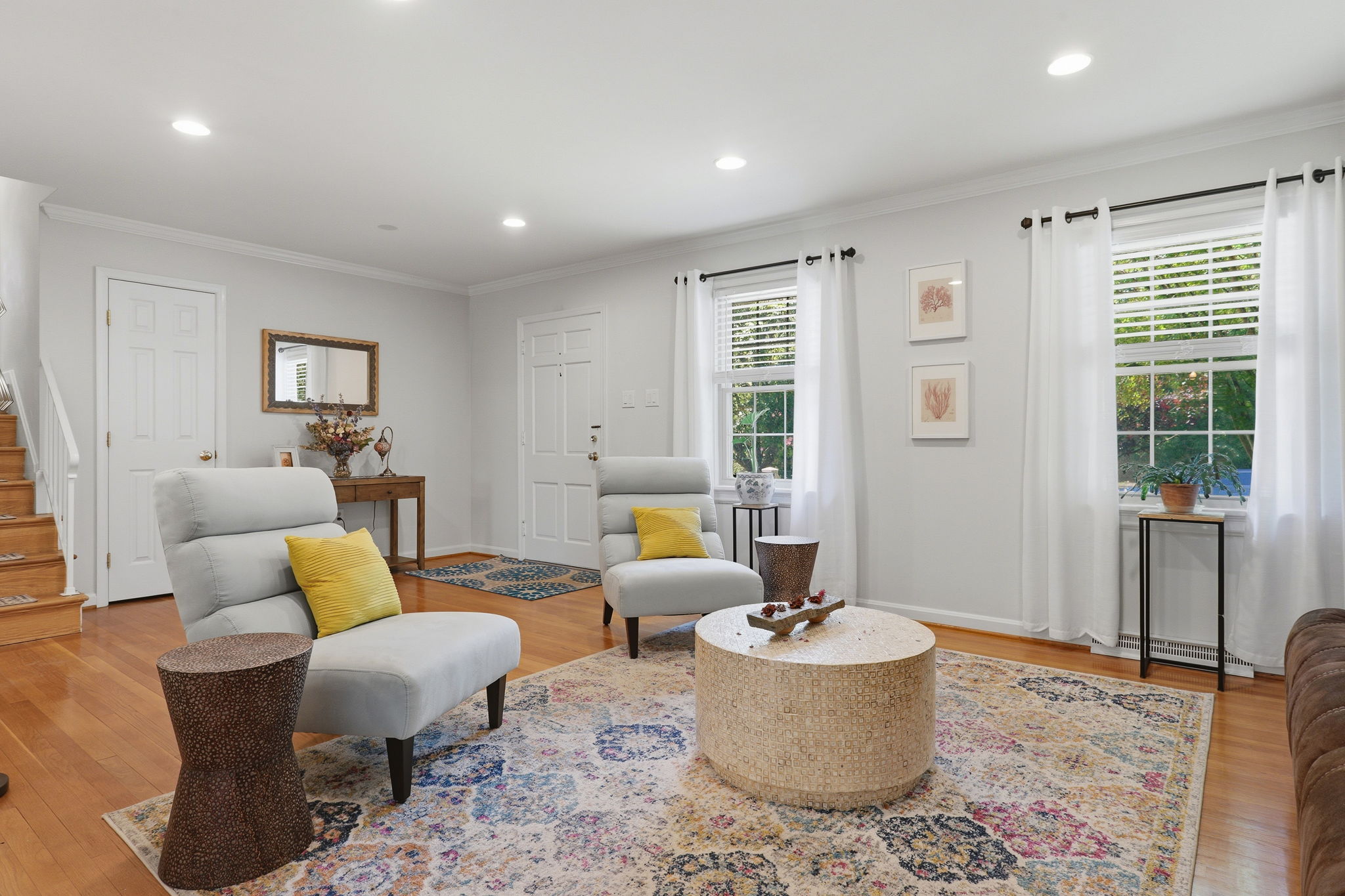 08-Living Room