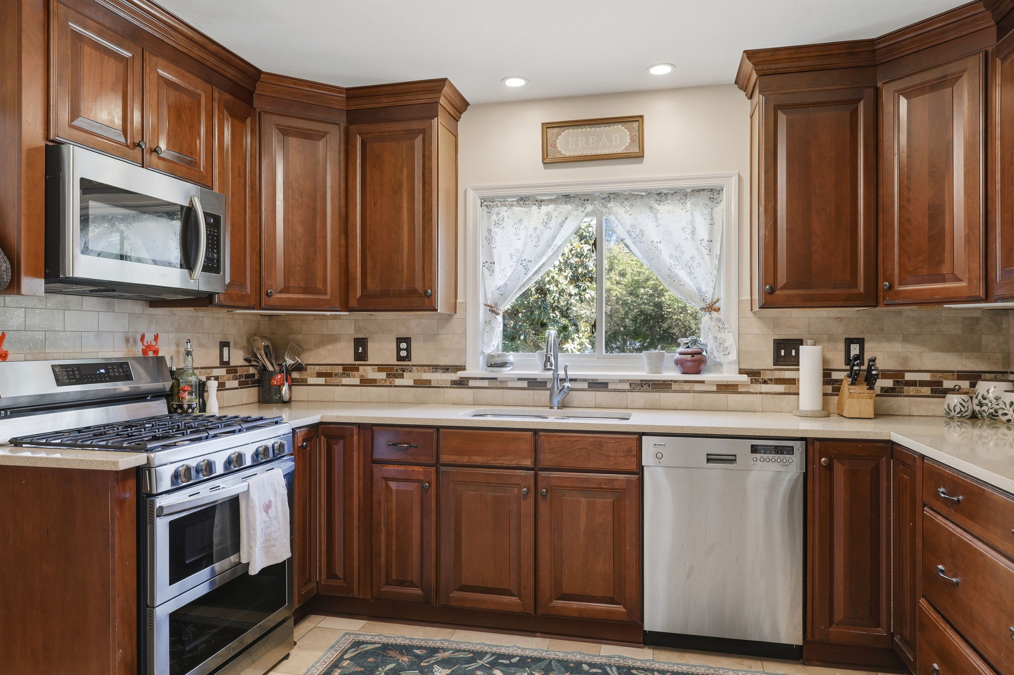 11-Kitchen