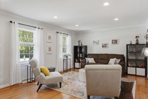 06-Living Room