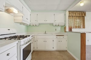 Marinette St-2105-015.jpg