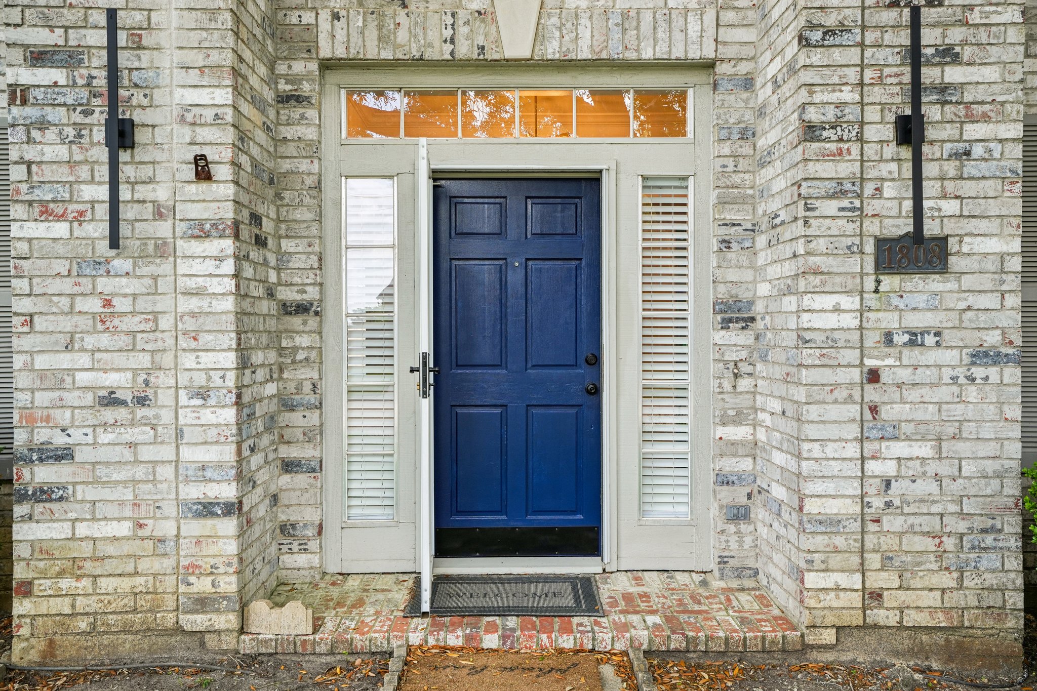 N Mission Cir-S3103-011.jpg