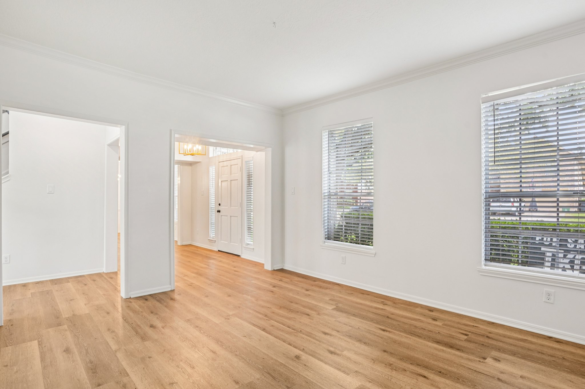 N Mission Cir-S3103-026.jpg