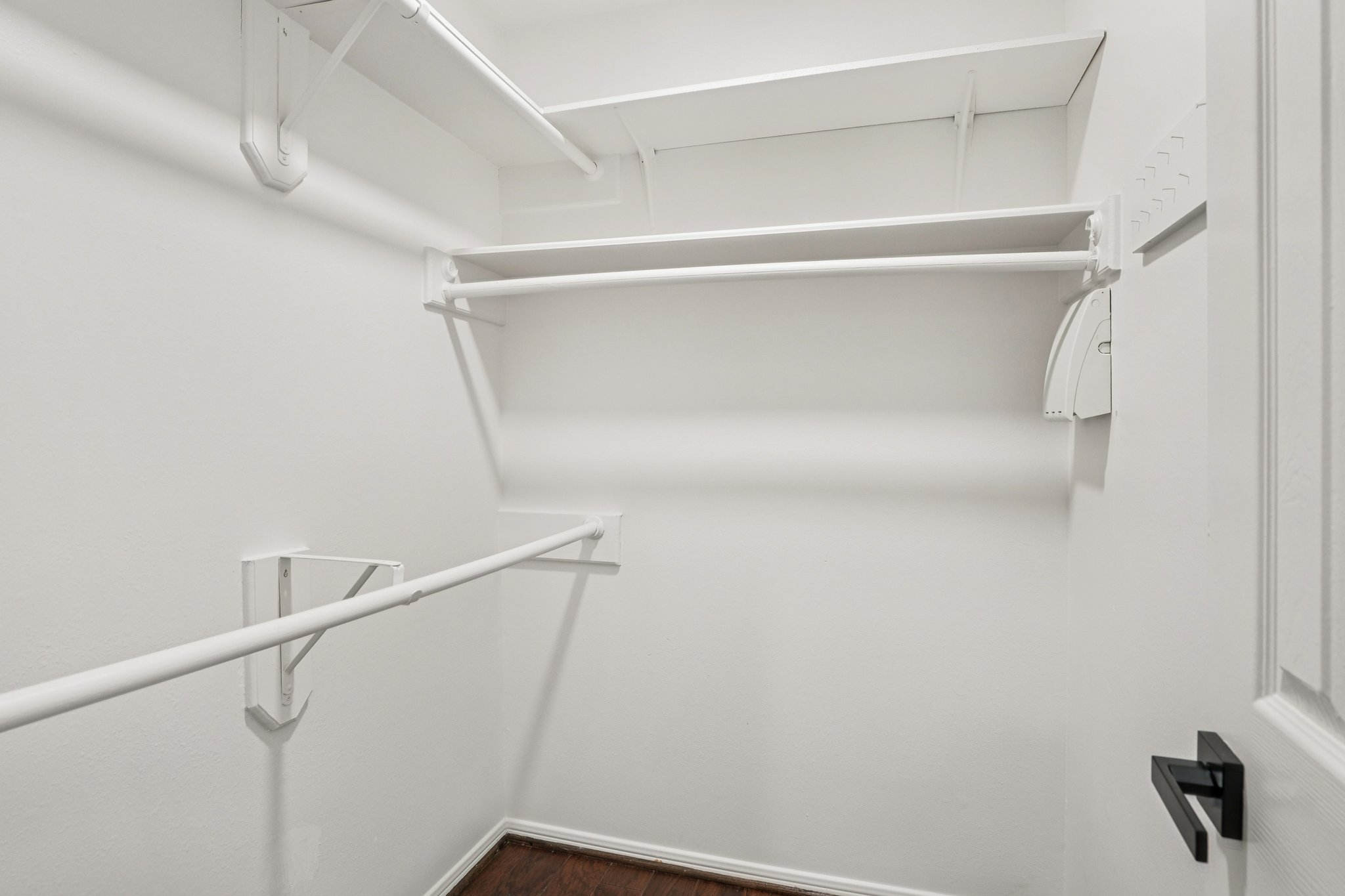 N Mission Cir-S3103-033.jpg