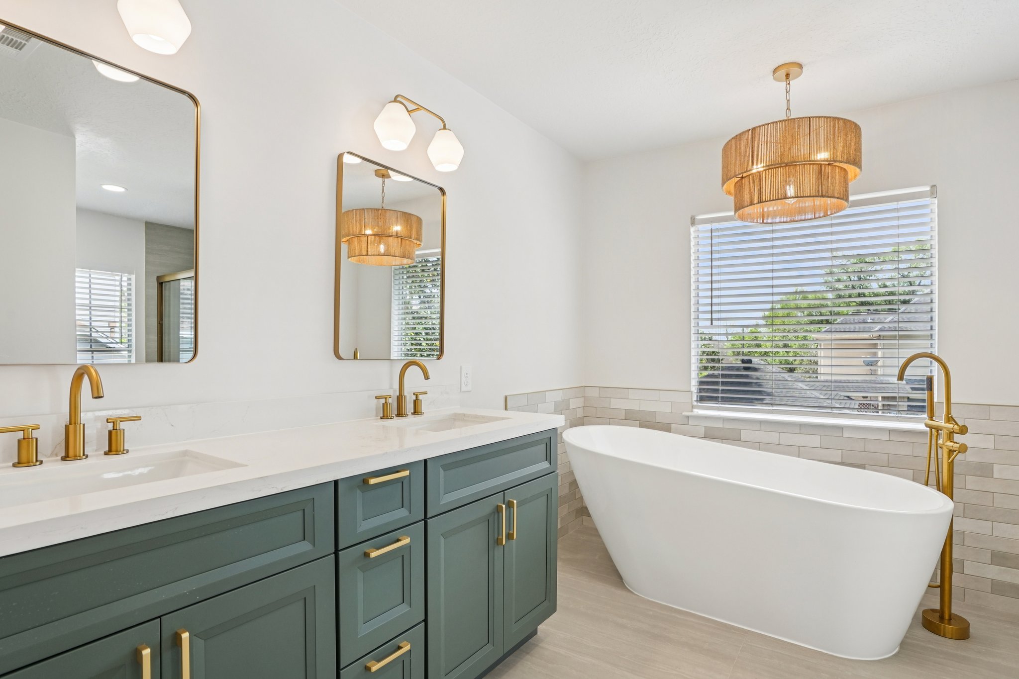 N Mission Cir-S3103-035.jpg