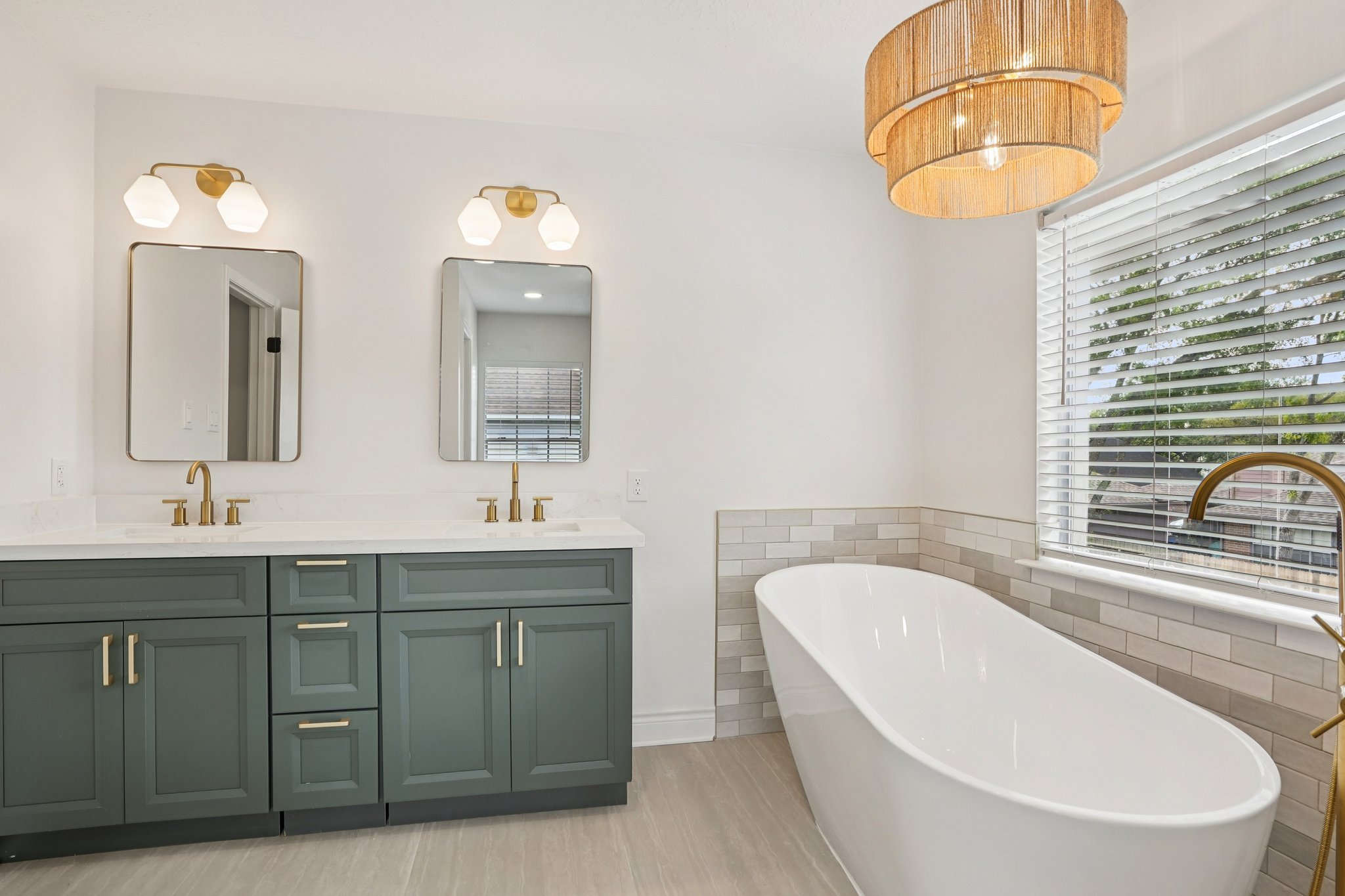 N Mission Cir-S3103-037.jpg