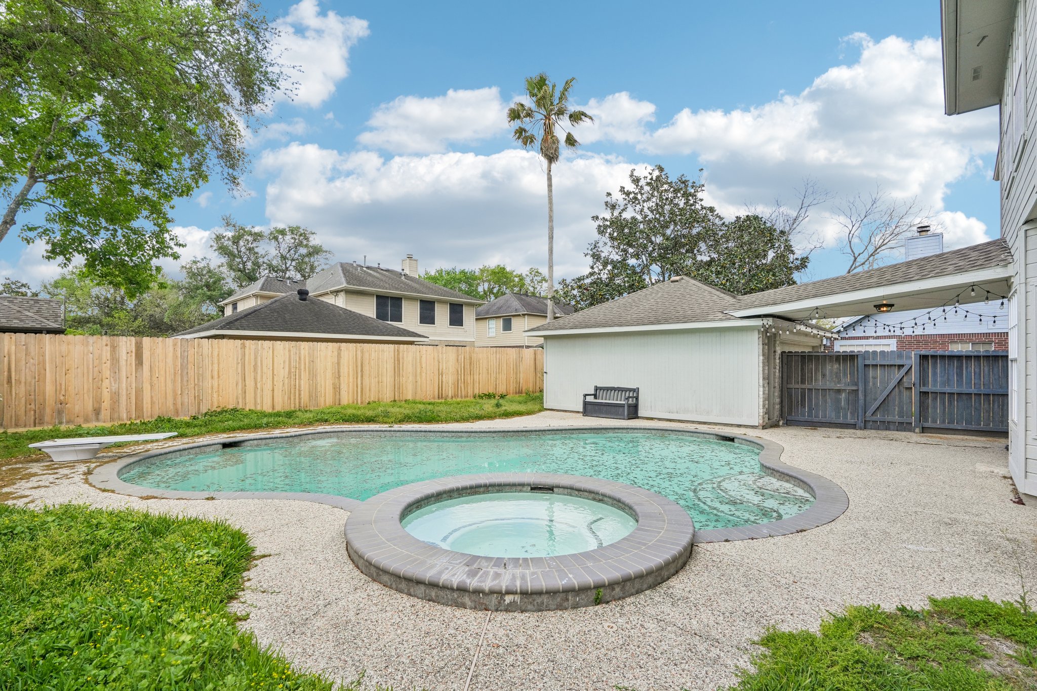 N Mission Cir-S3103-062.jpg