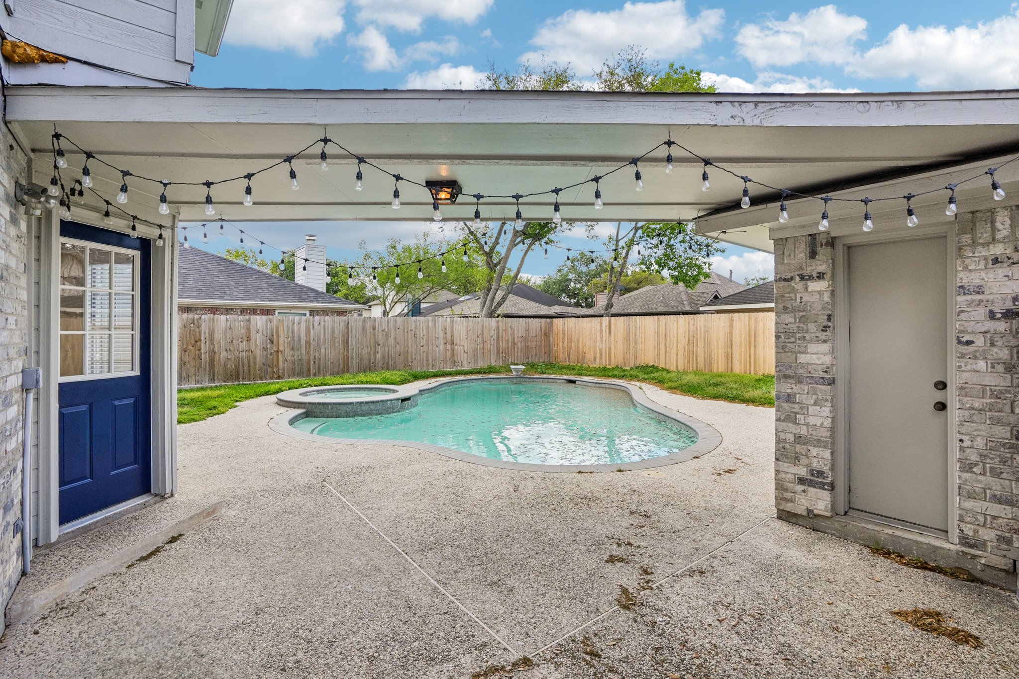 N Mission Cir-S3103-063.jpg