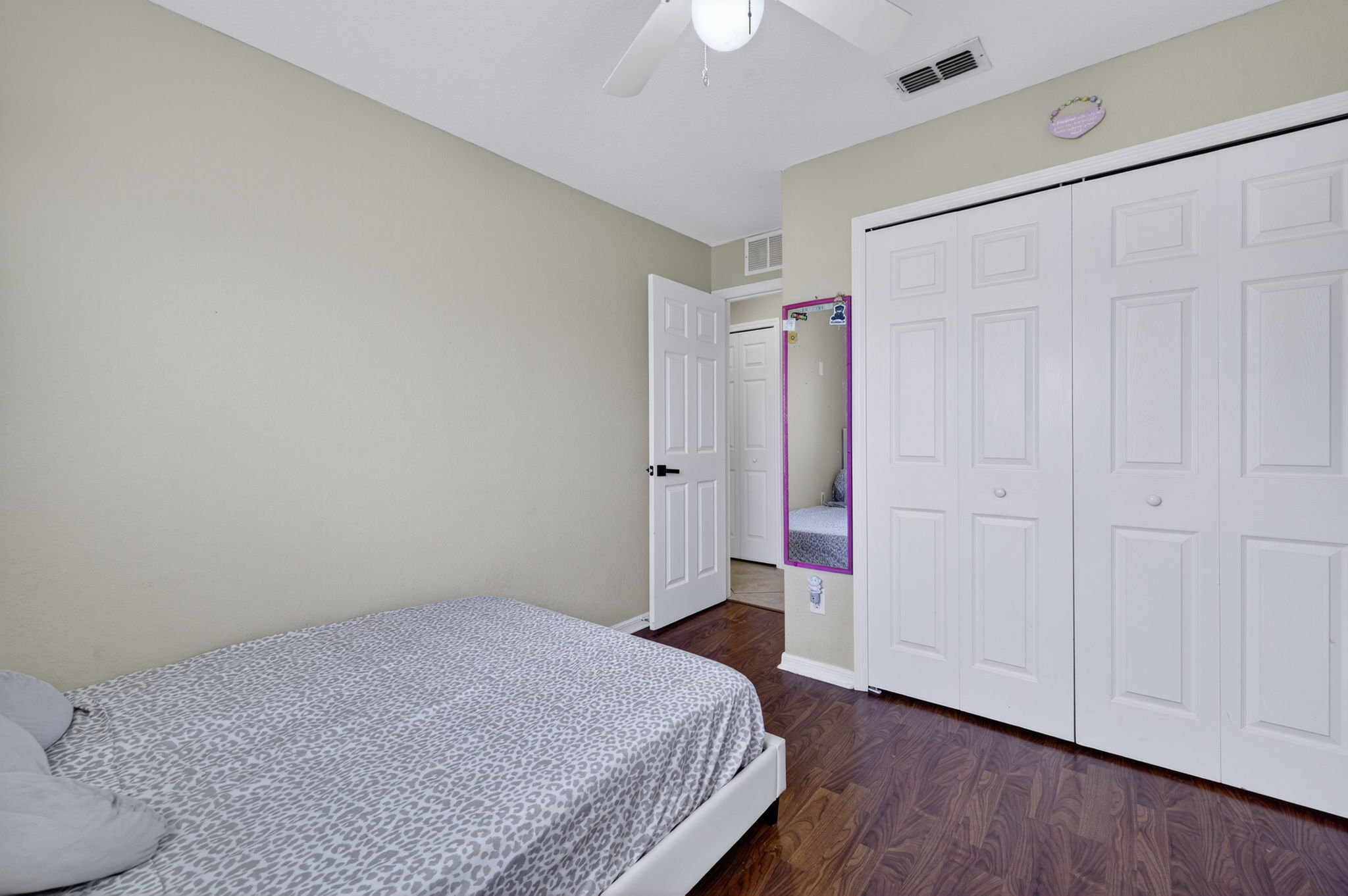 Guest Bedroom 2 - 2 of 2