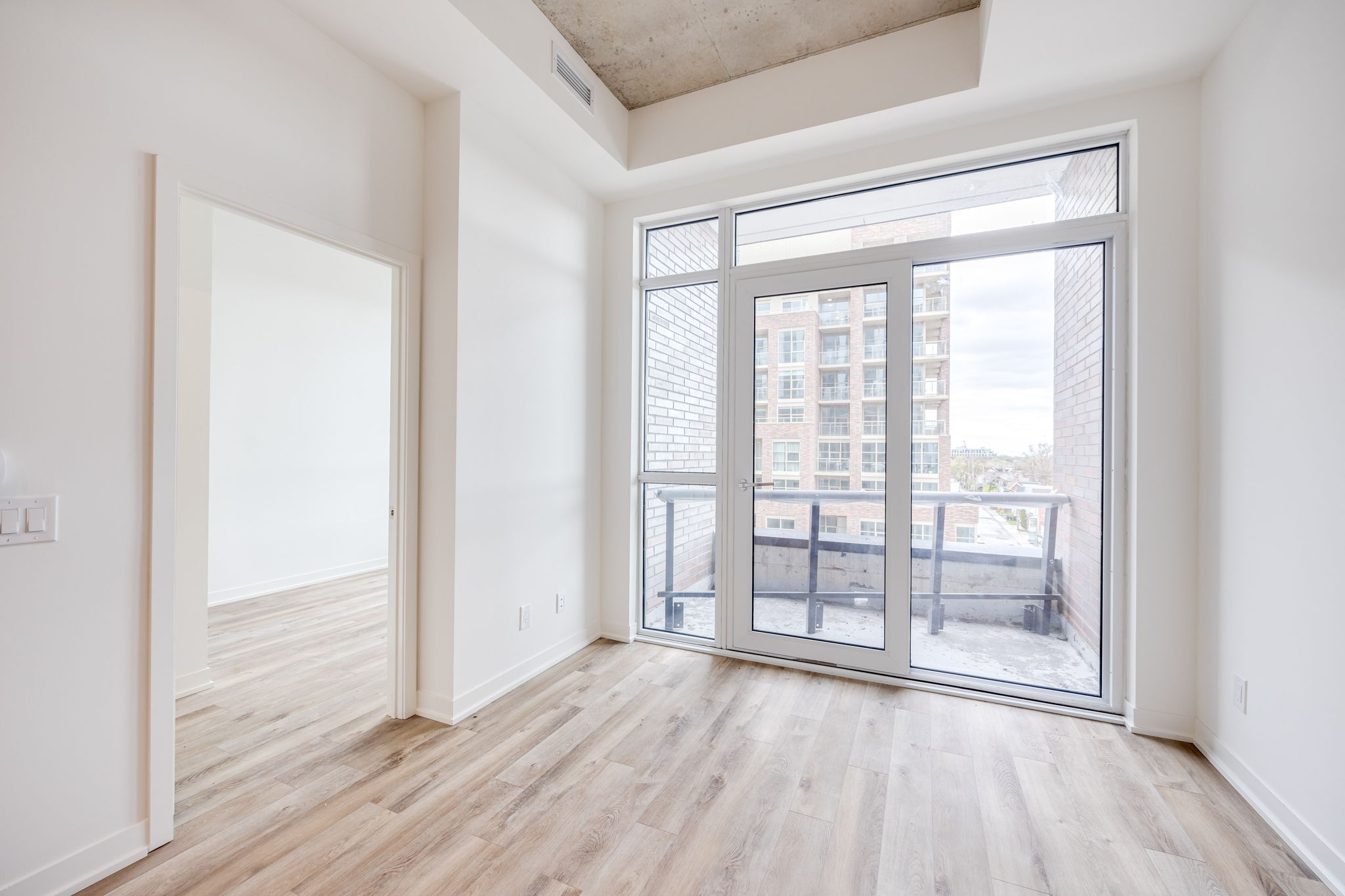 Toronto property showcase — delivered property photograph 14