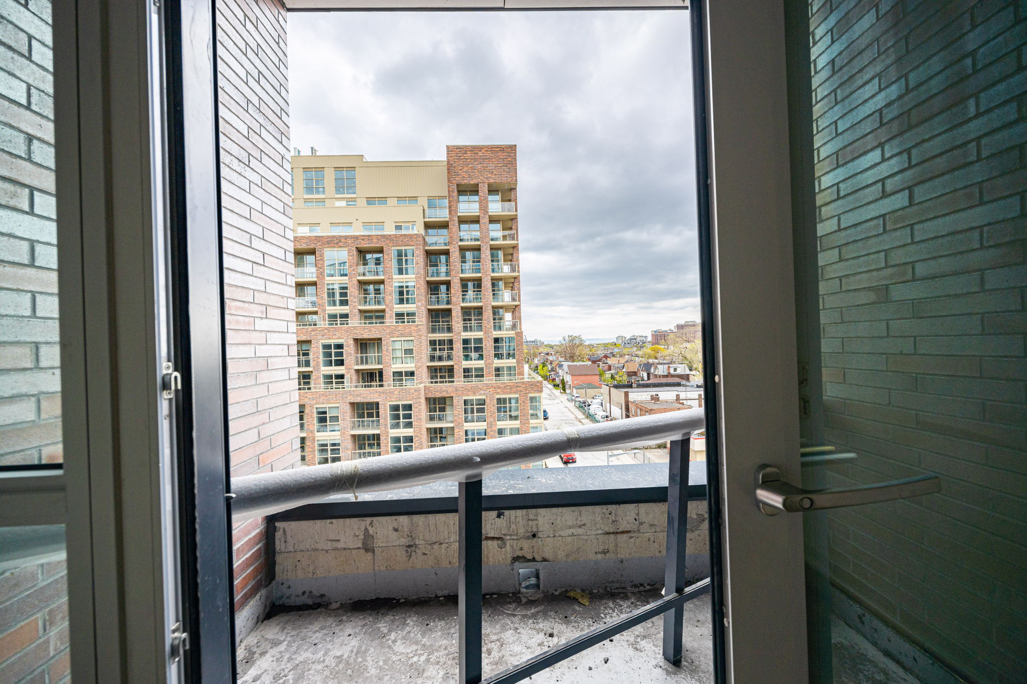 Toronto property showcase — delivered property photograph 29