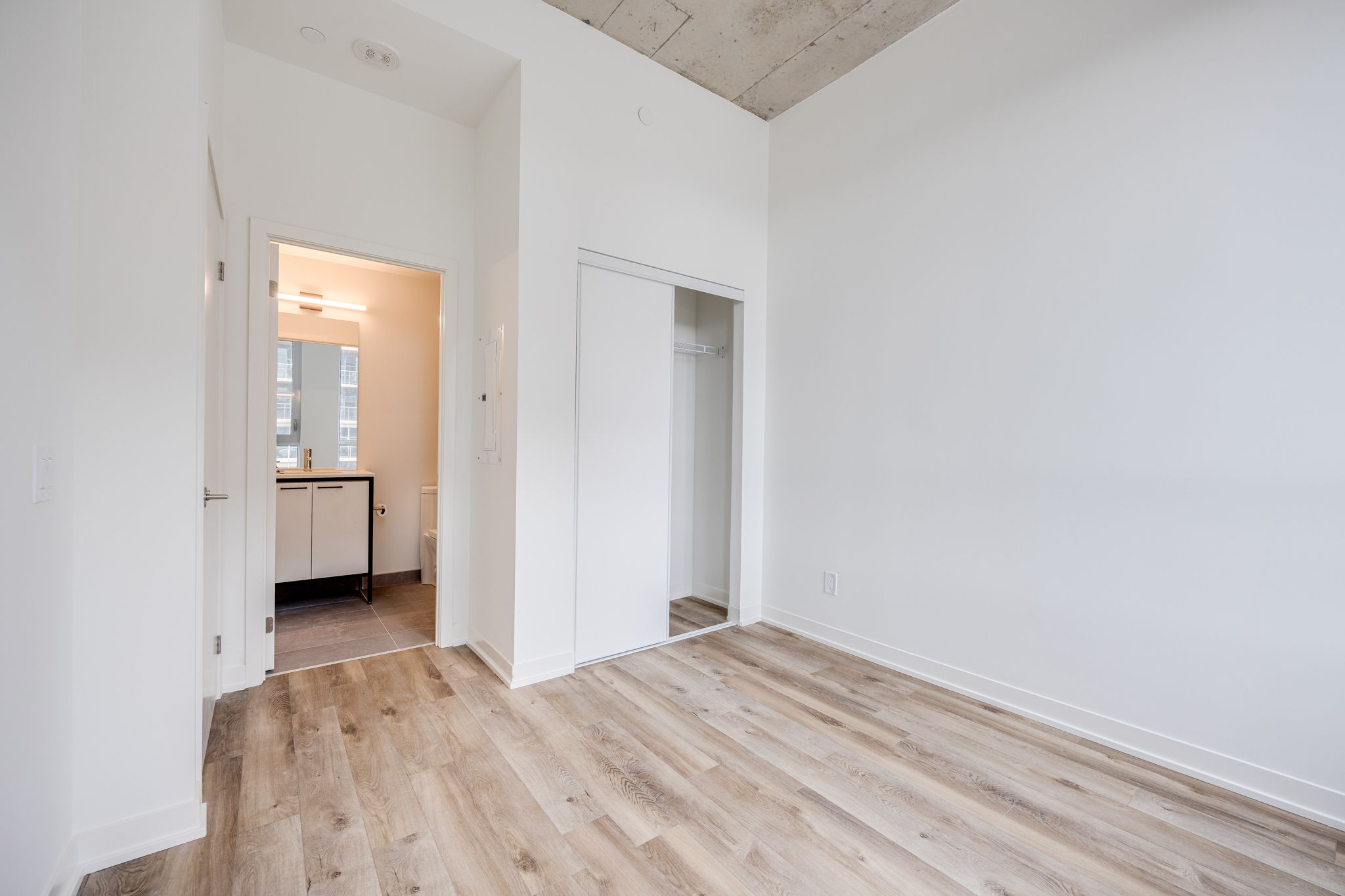 Toronto property showcase — delivered property photograph 18