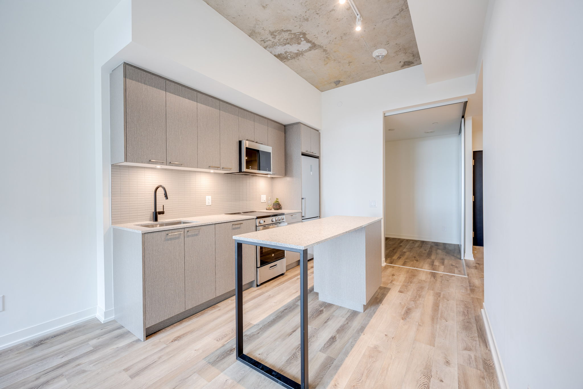 Toronto property showcase — delivered property photograph 9