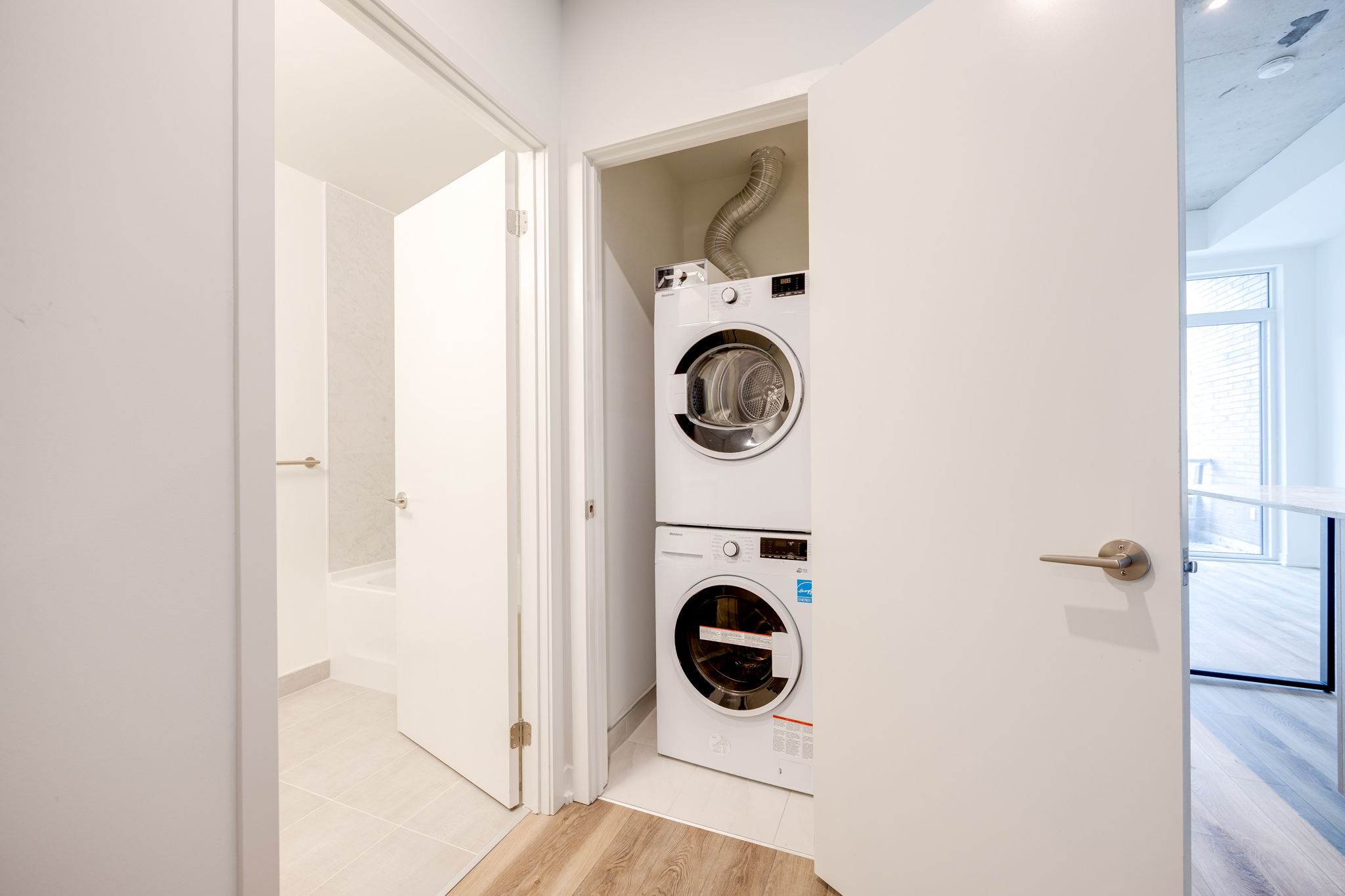 Toronto property showcase — delivered property photograph 26