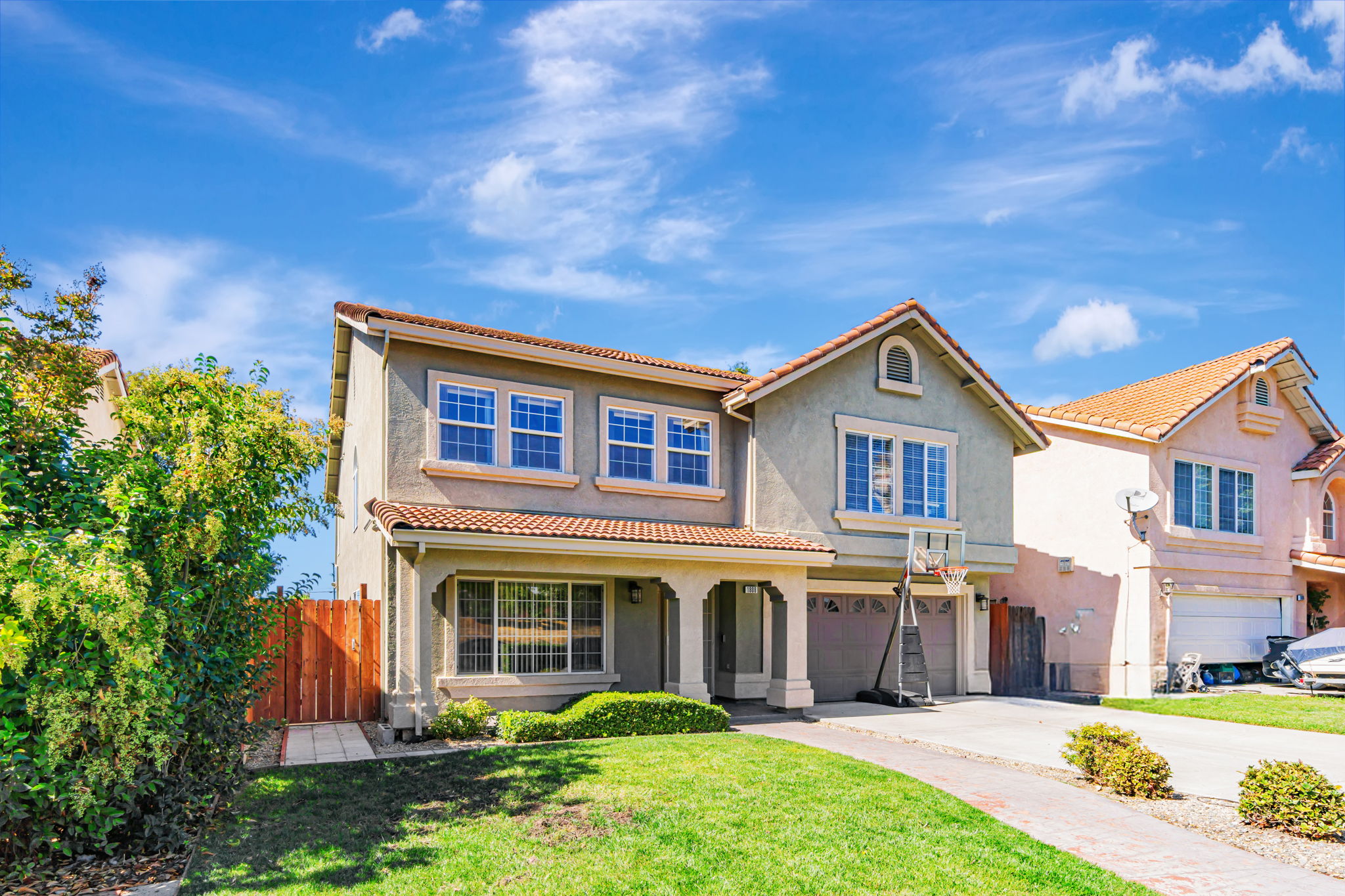 002_1808 Terrace Dr