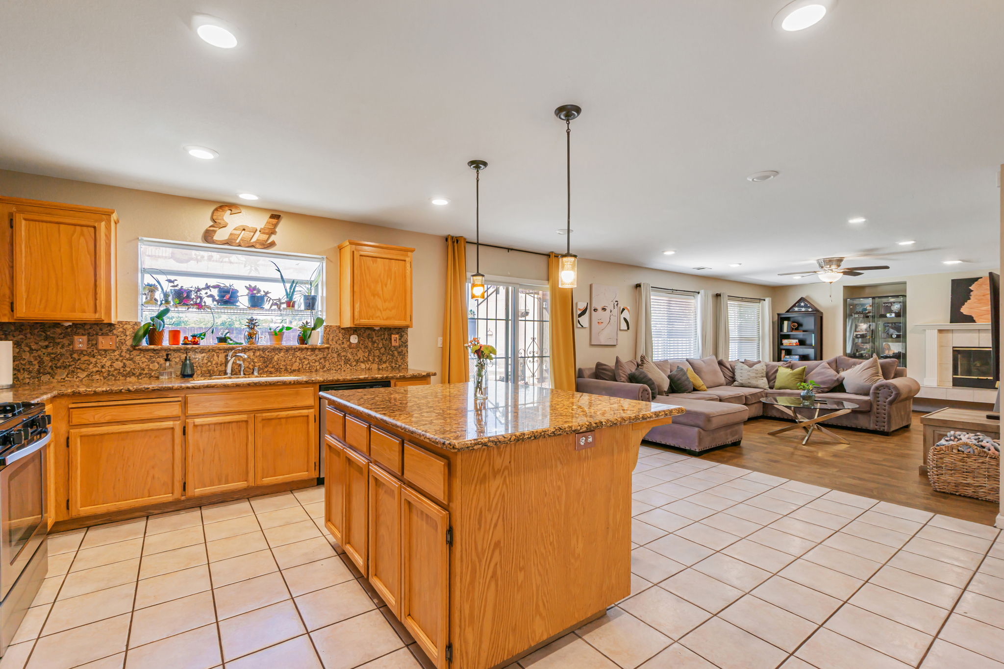 015_1808 Terrace Dr