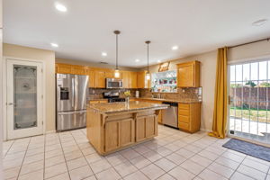 012_1808 Terrace Dr