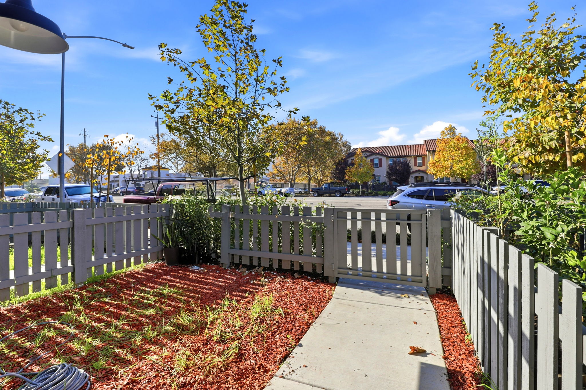 005_f8_18086 Monterey Rd