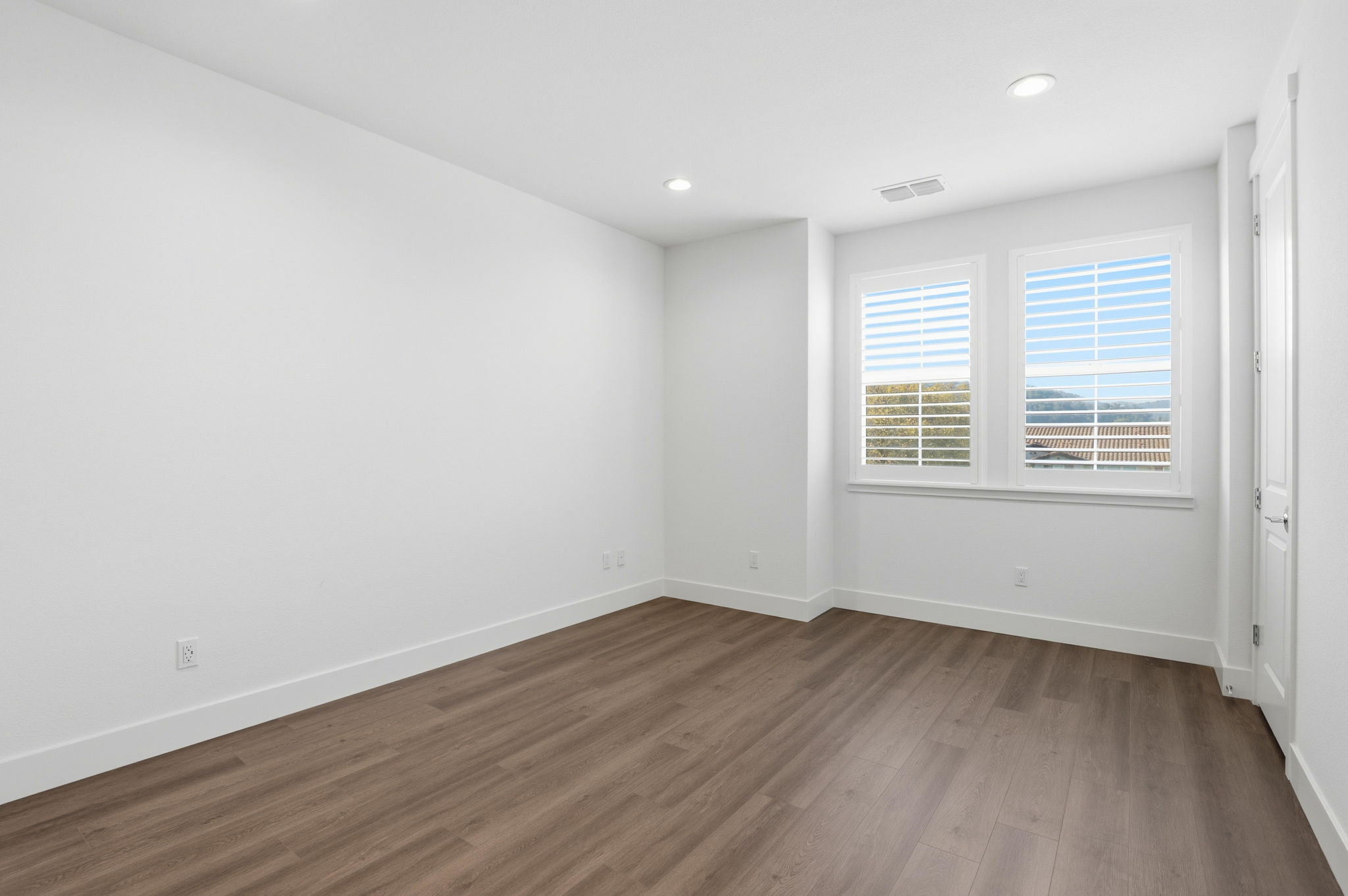 014_f8_18086 Monterey Rd