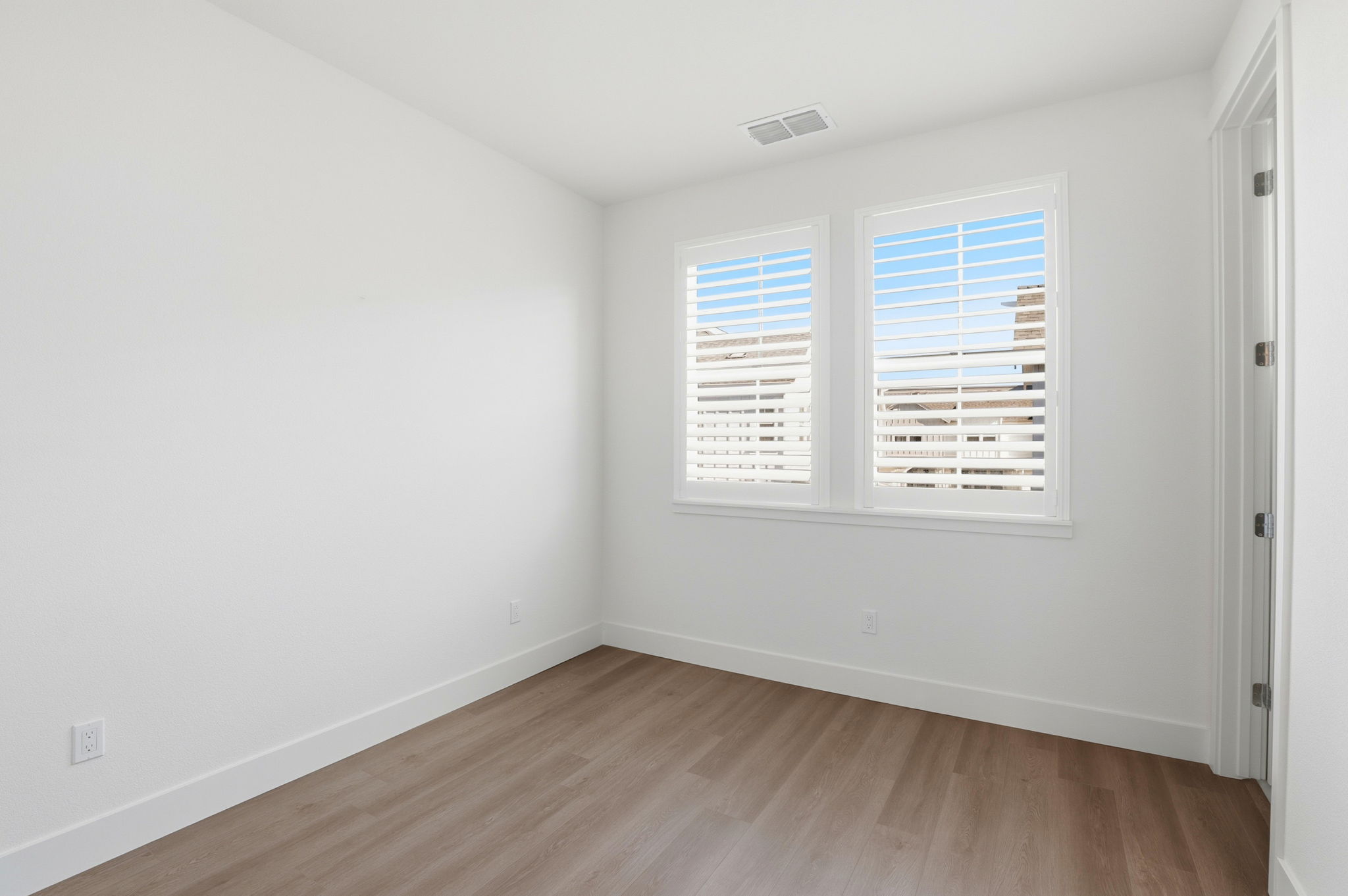 018_f8_18086 Monterey Rd