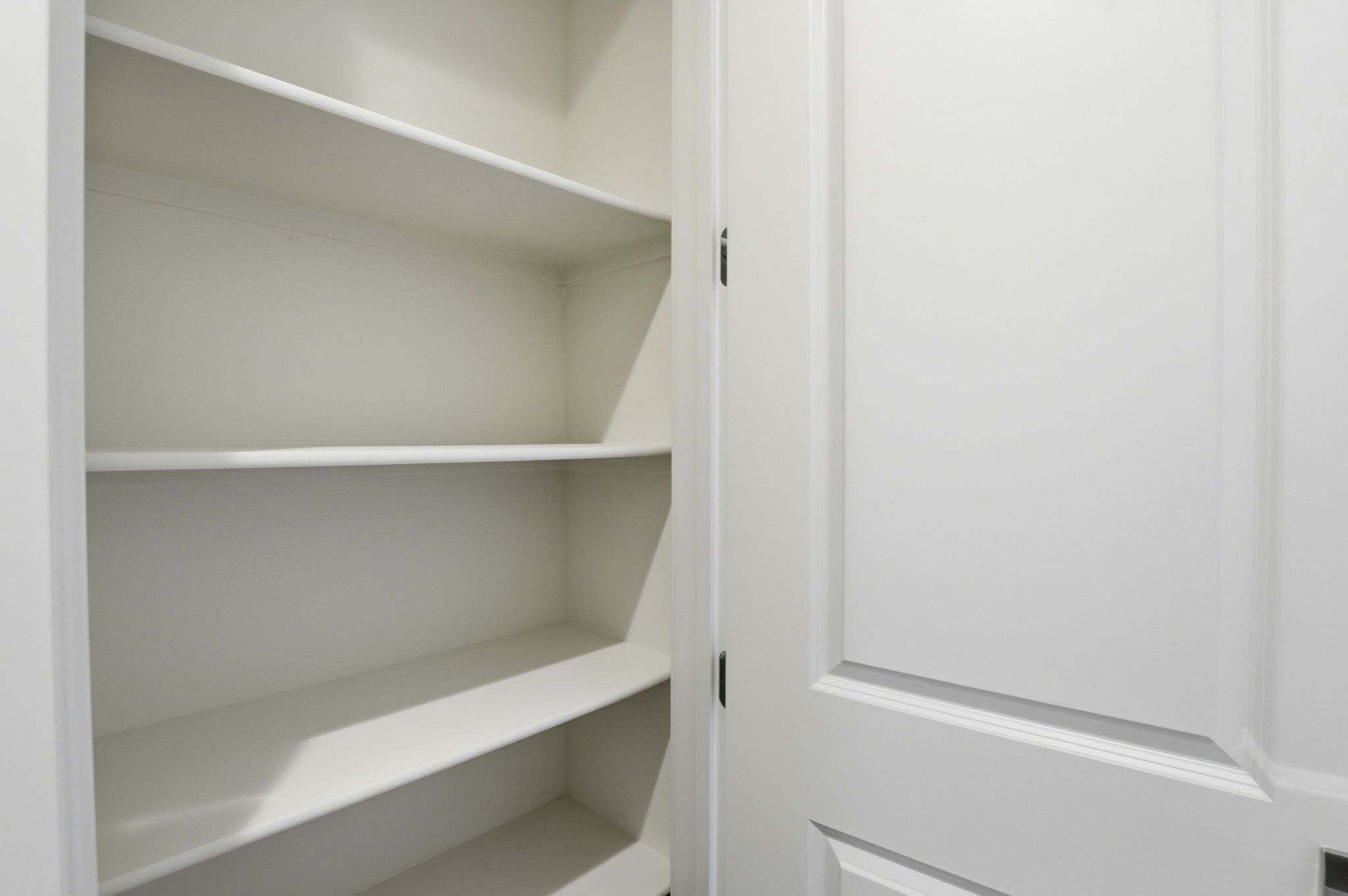 023_f8_18086 Monterey Rd