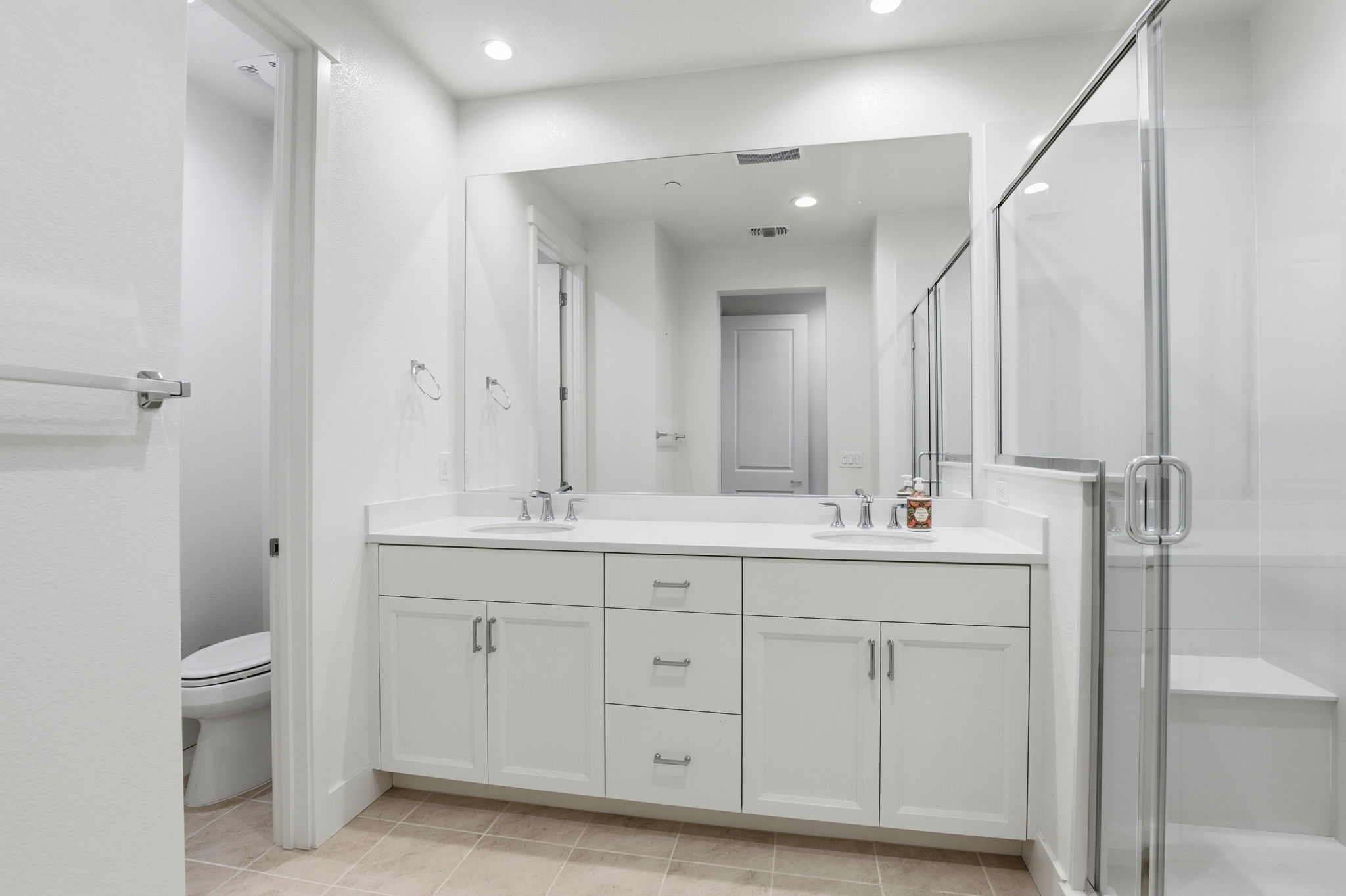 026_f8_18086 Monterey Rd