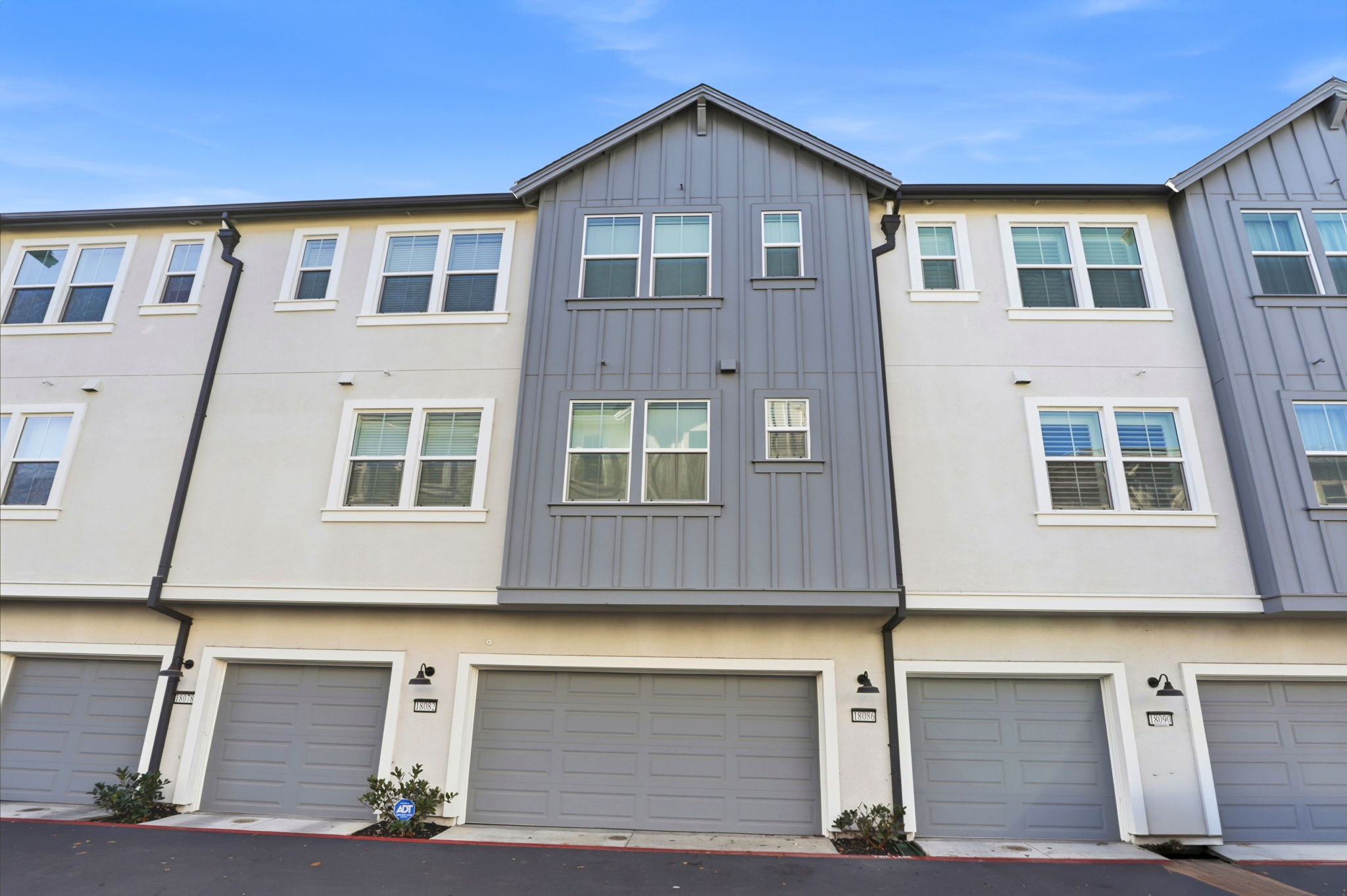 035_f8_18086 Monterey Rd