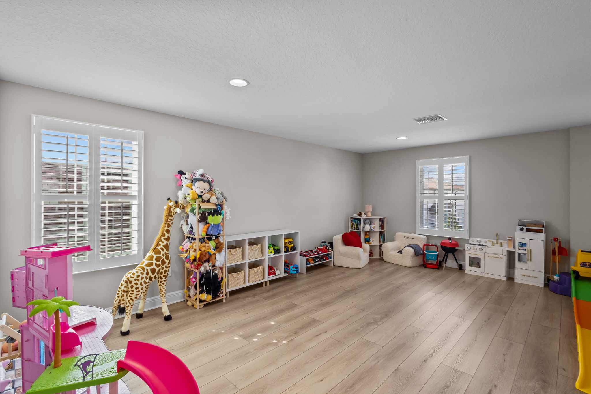  Photo 30