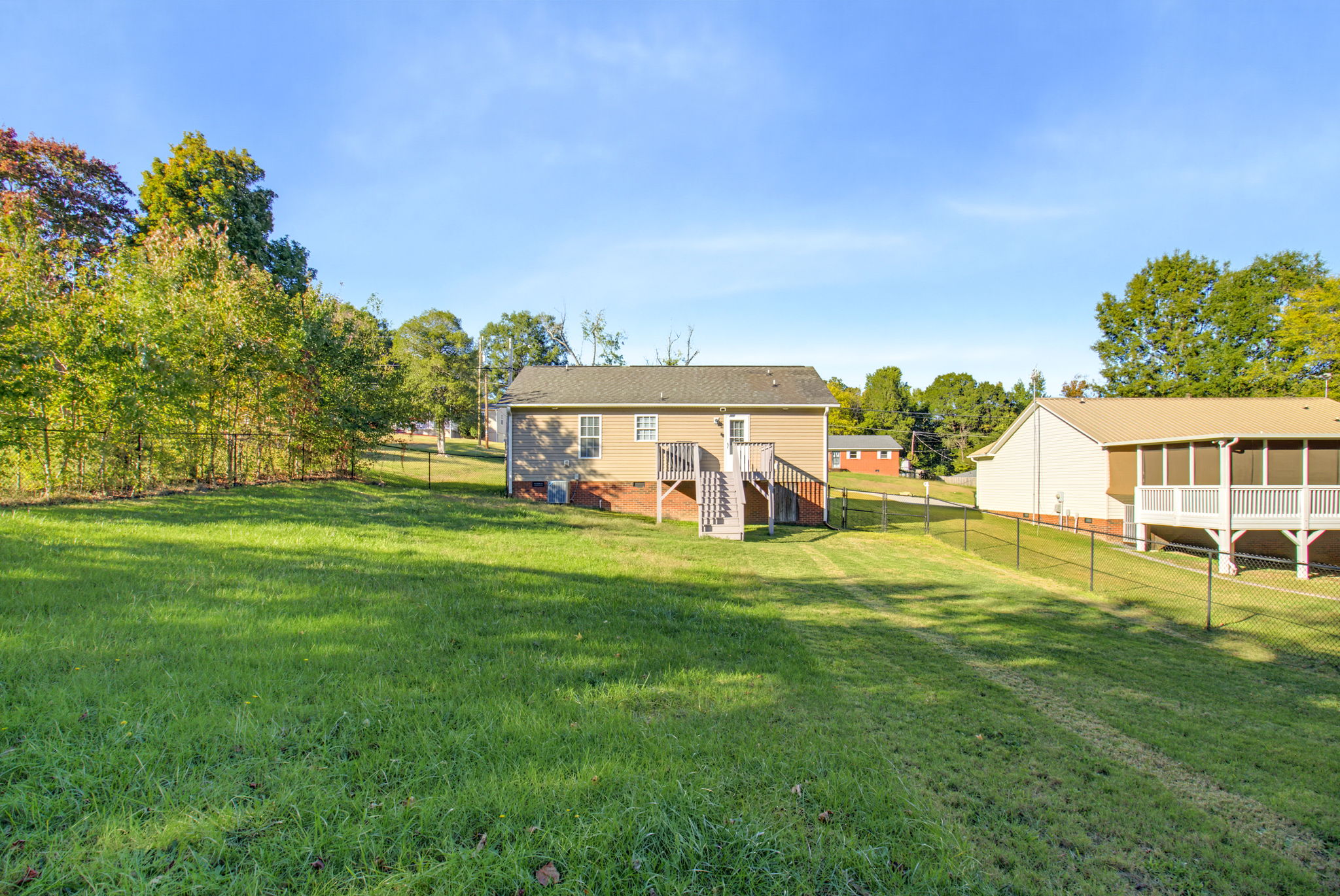 1809 Augusta Dr-28