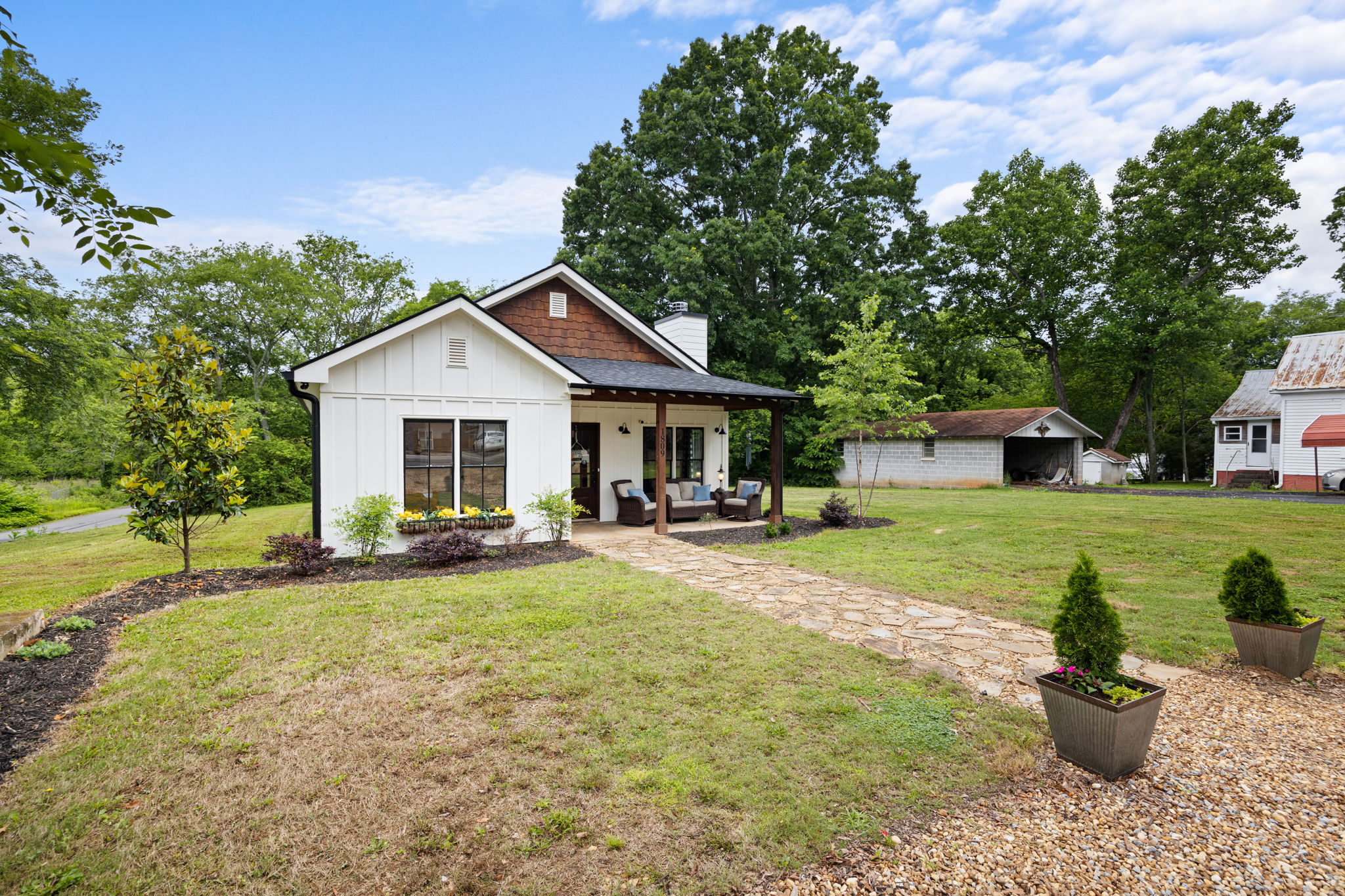 New Ranch in Historic Cassville | HomeStar Photo & Media