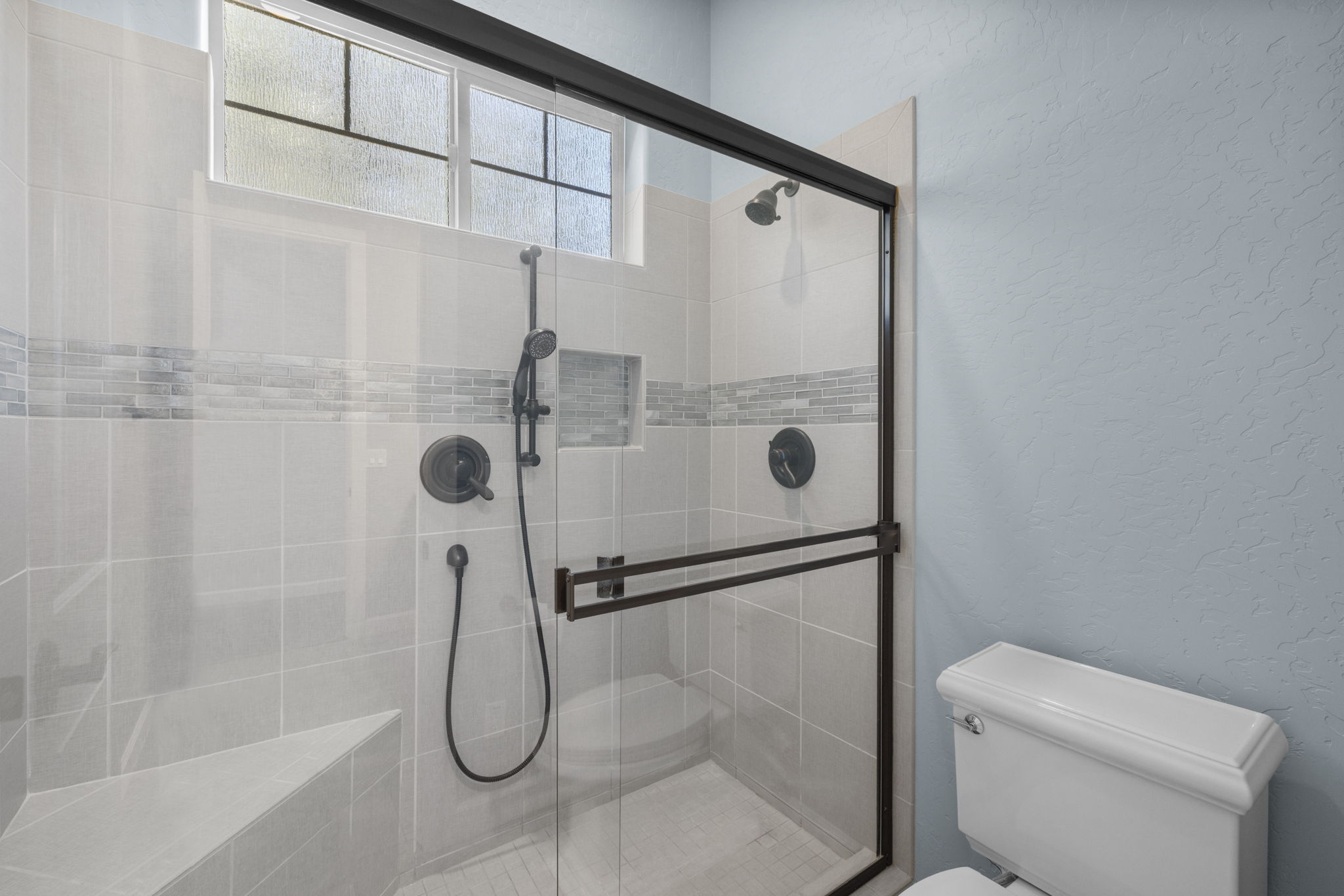 Bathroom 2_2