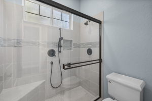 Bathroom 2_2