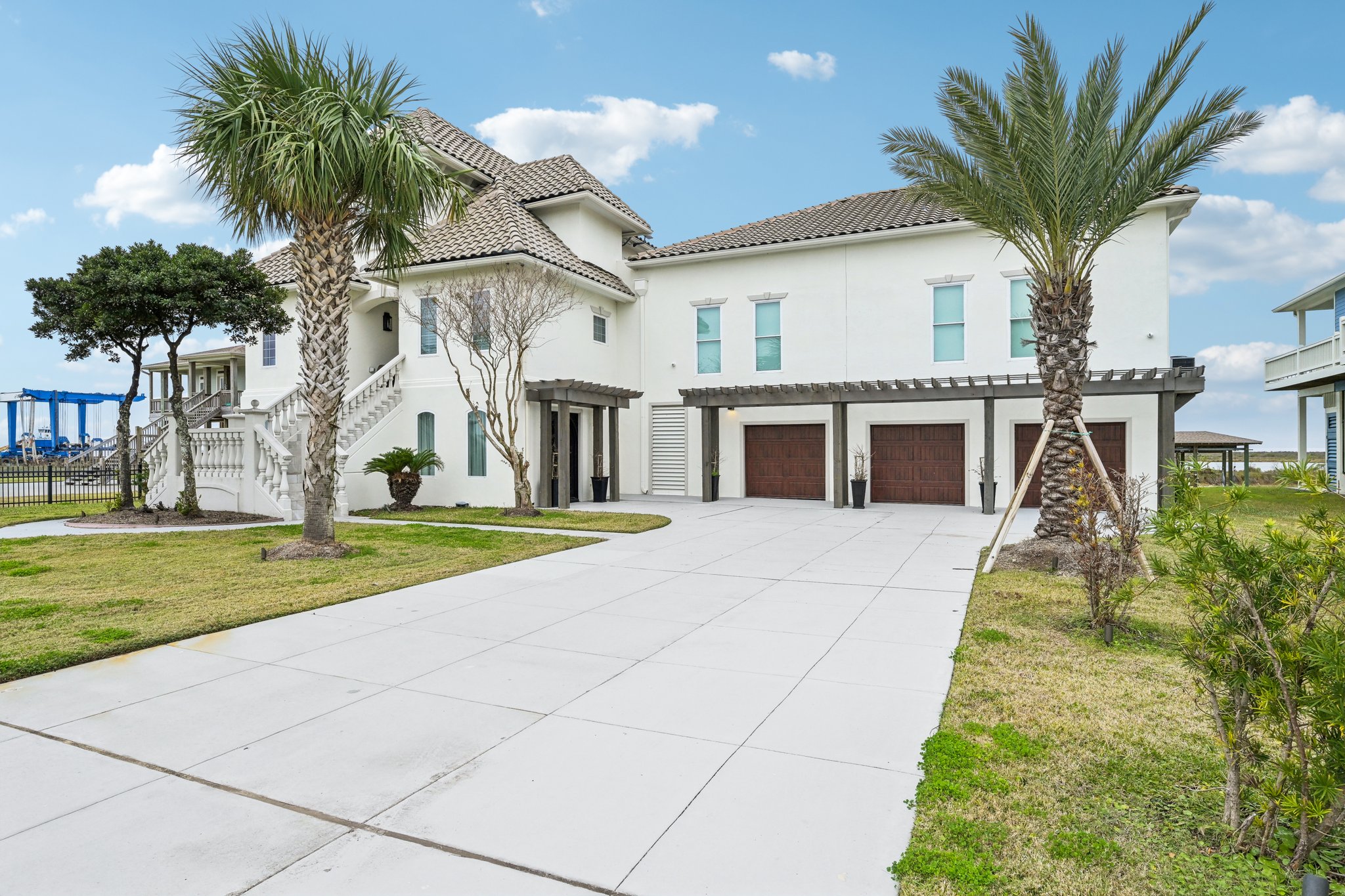 Laguna Harbor Estate Blvd-009.jpg