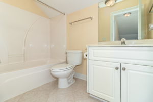 Full Bath 4