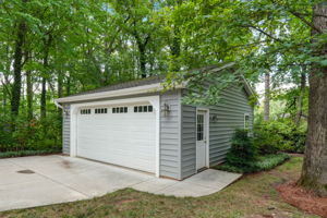 Detached Garage