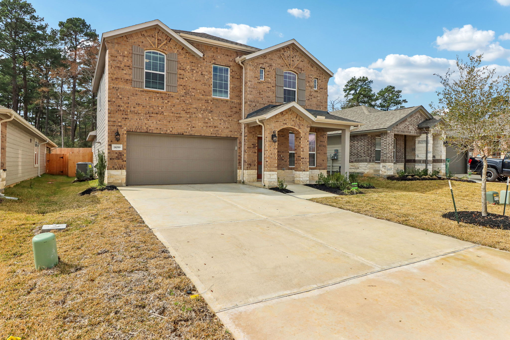 Houston - Pine Lake Cove - 18099 Martin Pines Dr, Conroe, TX 77356 - 002