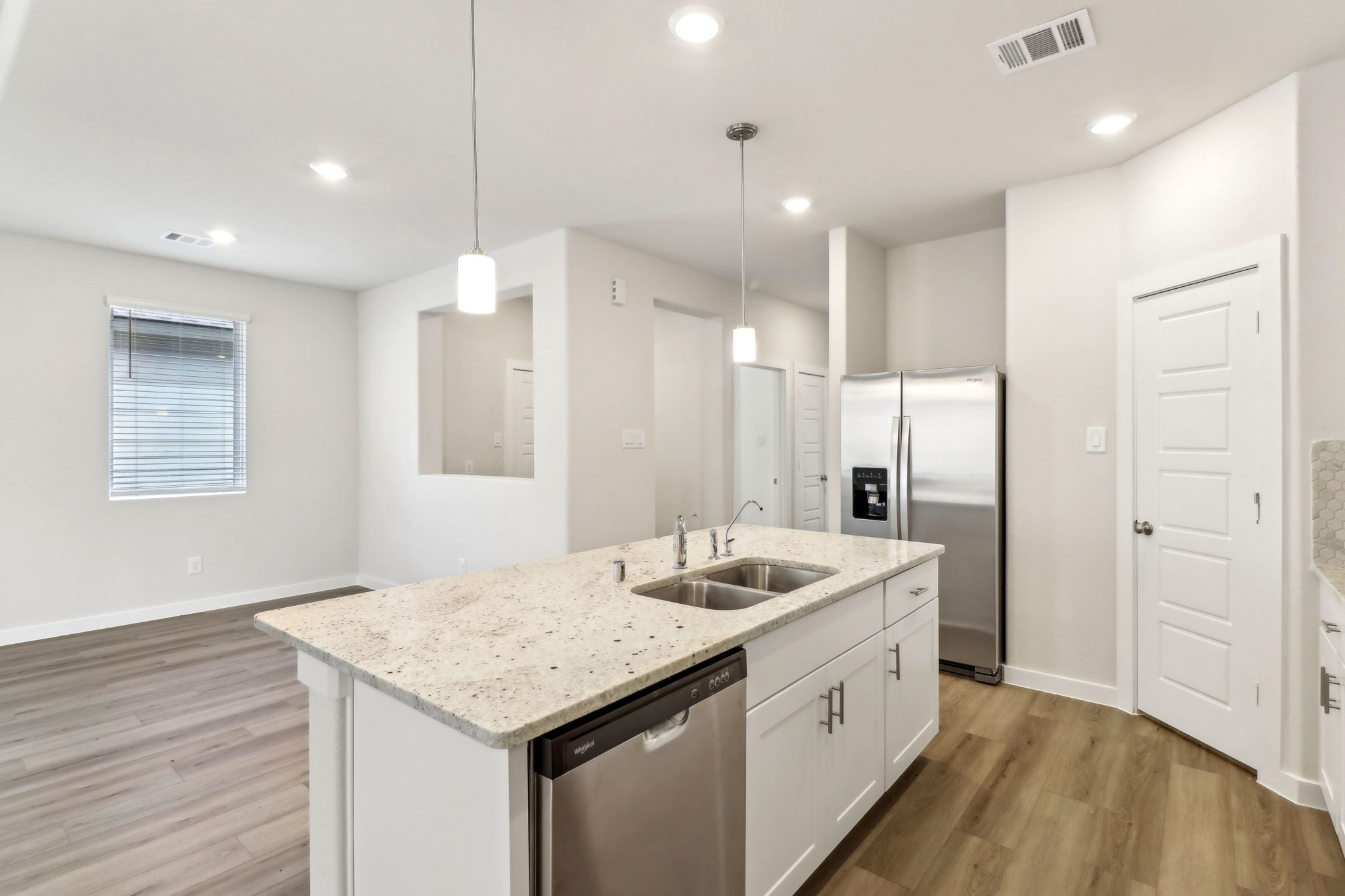 Houston - Pine Lake Cove - 18099 Martin Pines Dr, Conroe, TX 77356 - 008