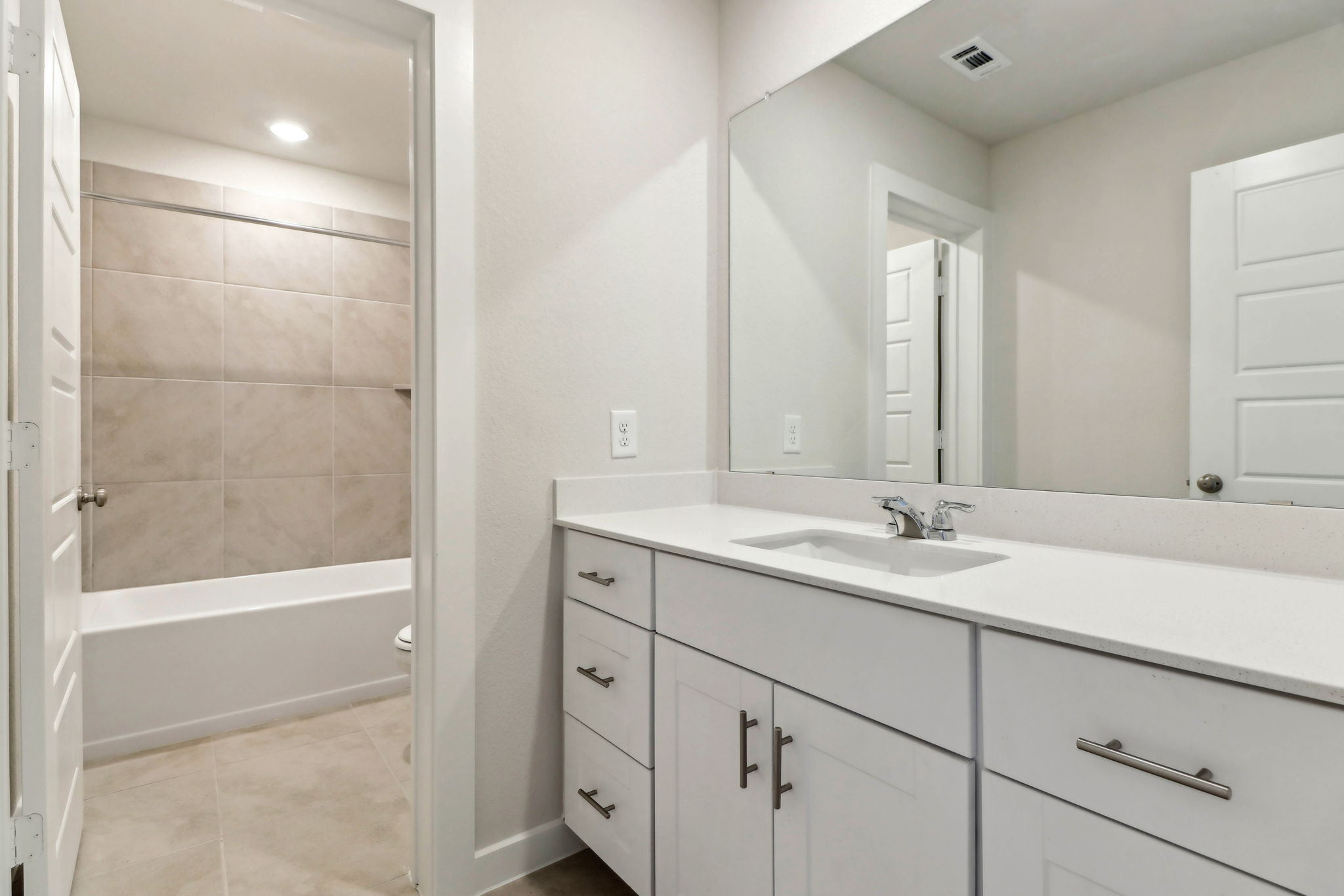 Houston - Pine Lake Cove - 18099 Martin Pines Dr, Conroe, TX 77356 - 029
