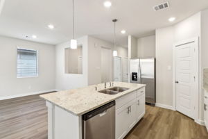 Houston - Pine Lake Cove - 18099 Martin Pines Dr, Conroe, TX 77356 - 008